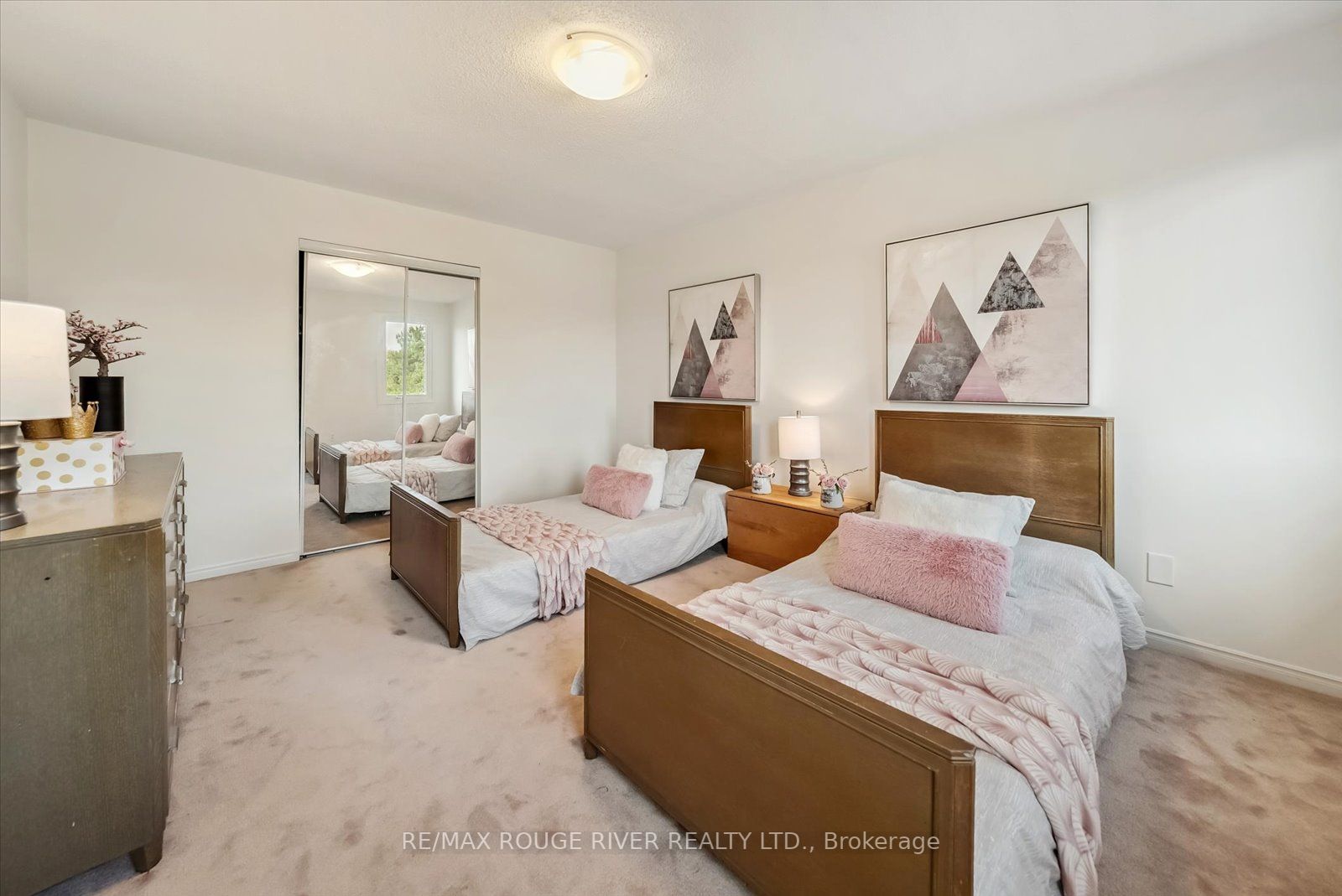 552 Rosebank Rd
