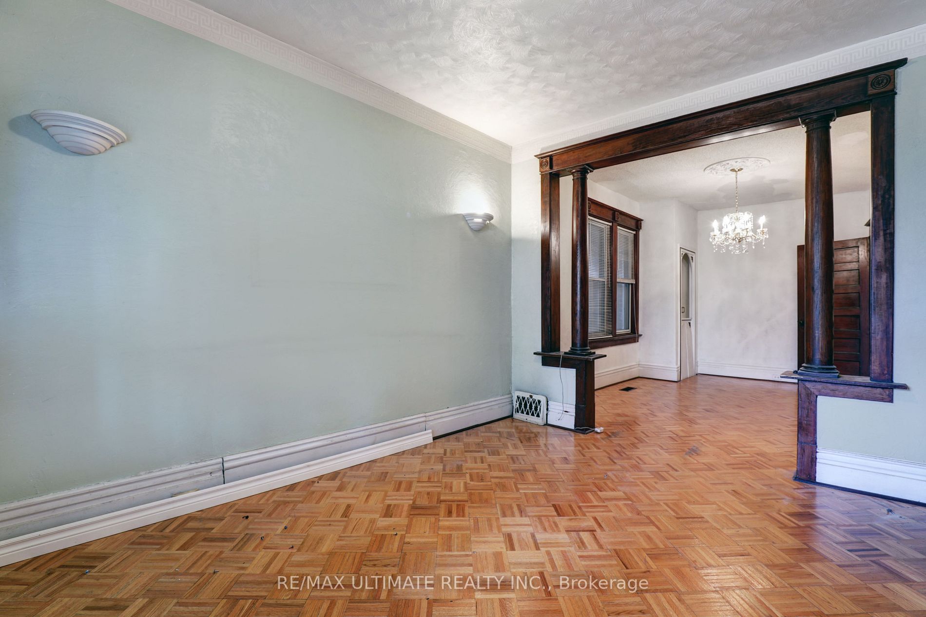 223 Langley Ave