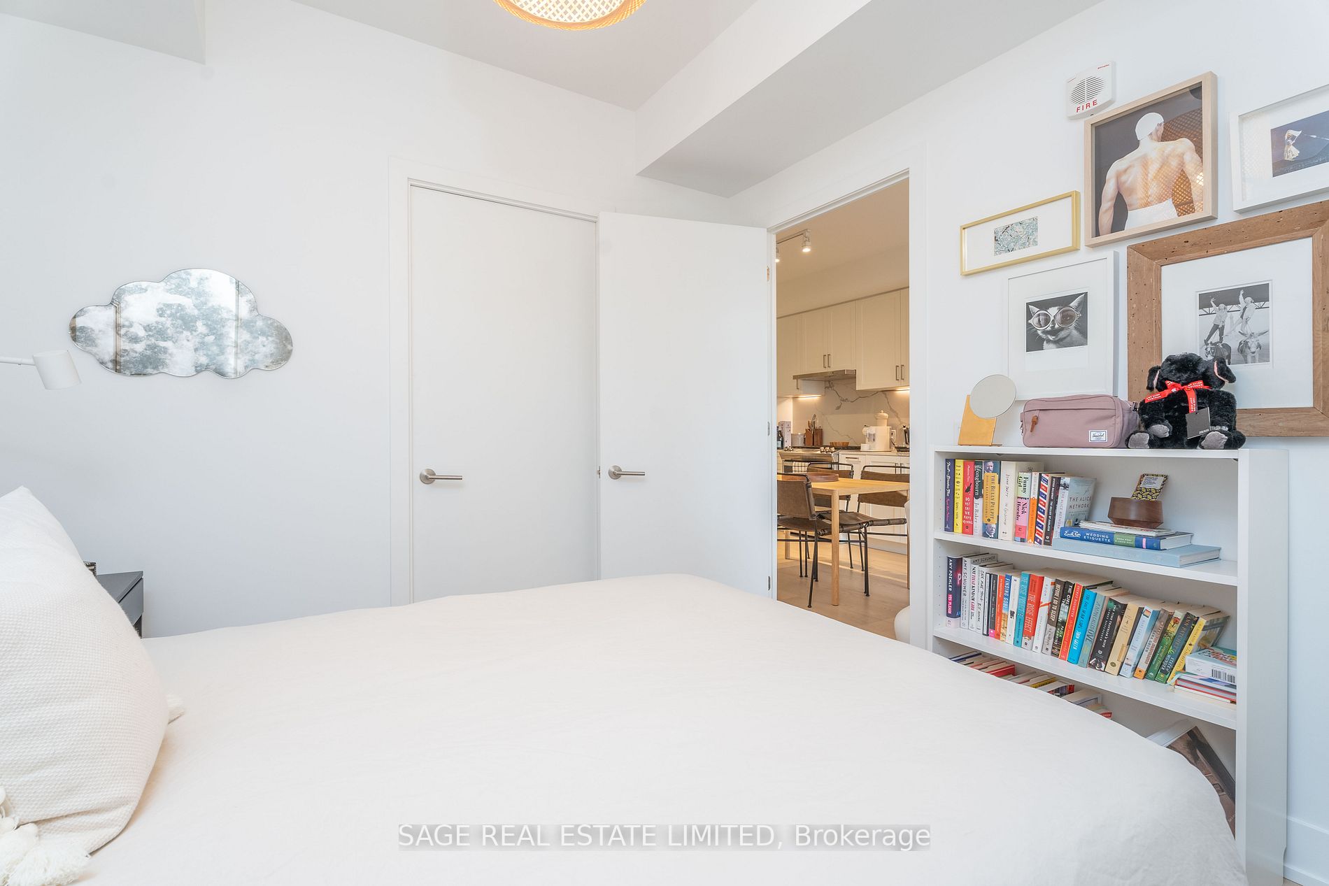 1331 Queen St E, #404