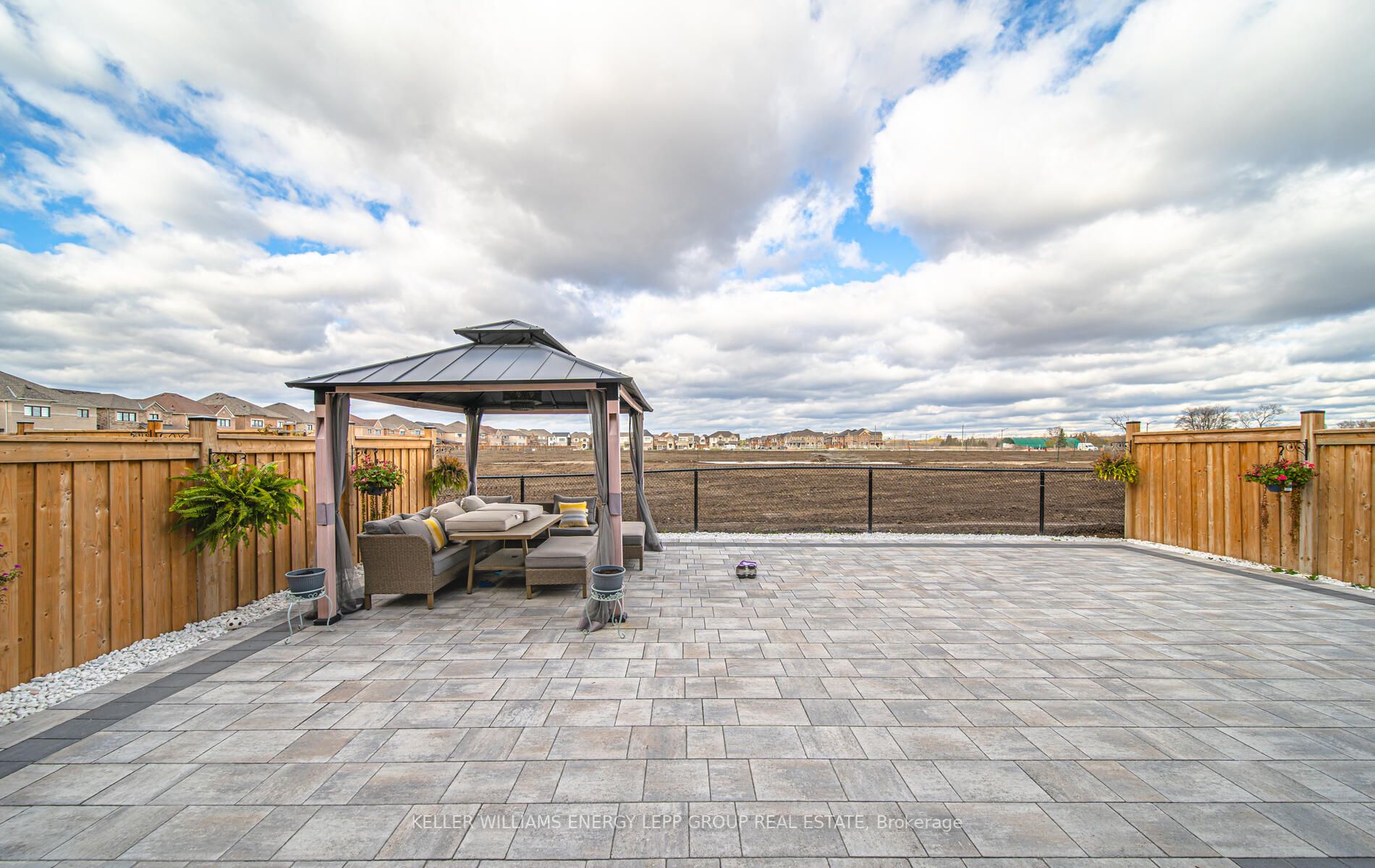95 Maskell Cres