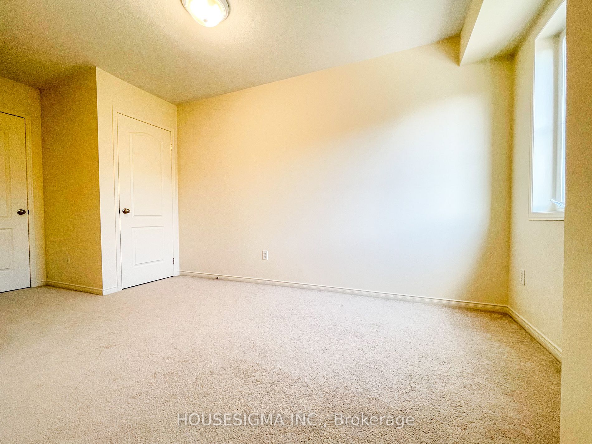 10 Burtonbury Lane