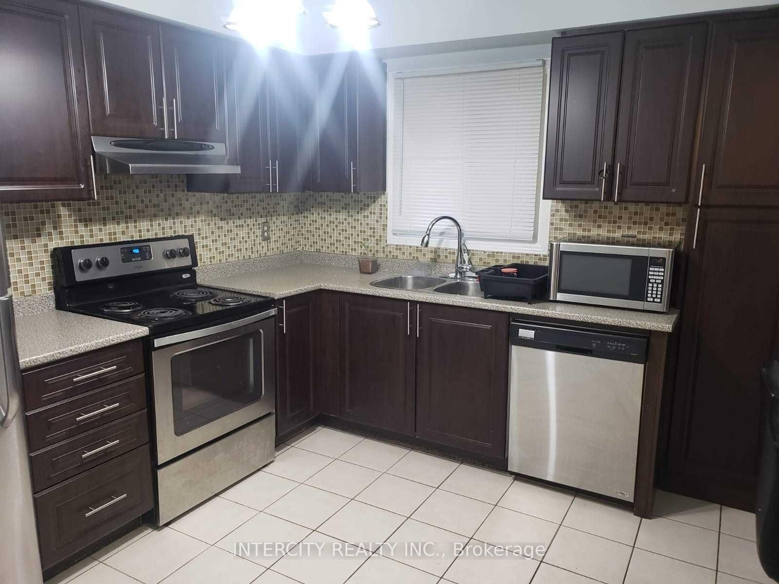 204 Delaney Dr, #Main