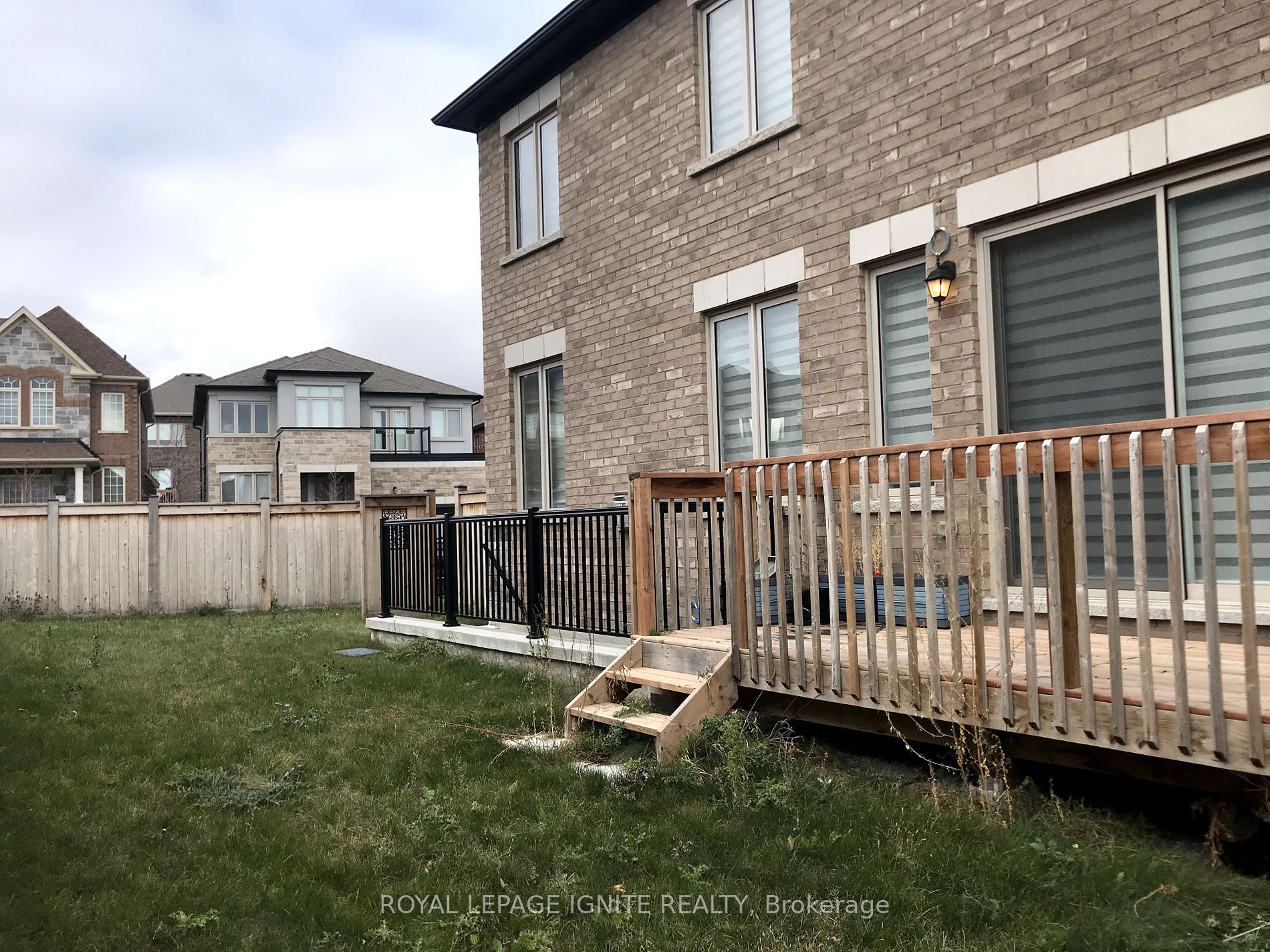 1025 Tigerlily Tr