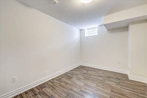 1025 Tigerlily Tr