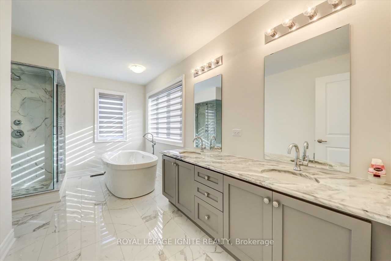 1025 Tigerlily Tr