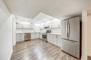 1025 Tigerlily Tr