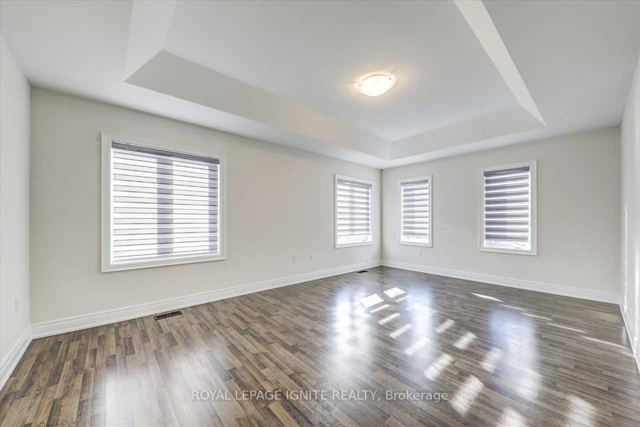 1025 Tigerlily Tr