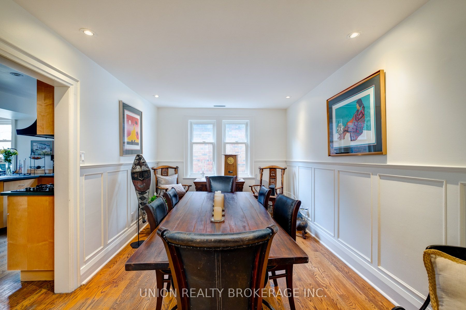 2339 Queen St, #Upper