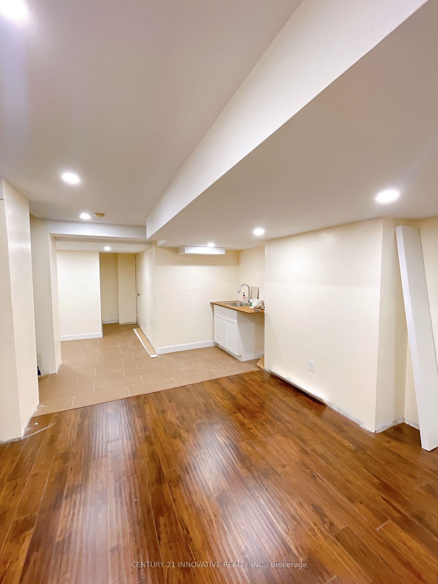 9 Moynahan Cres
