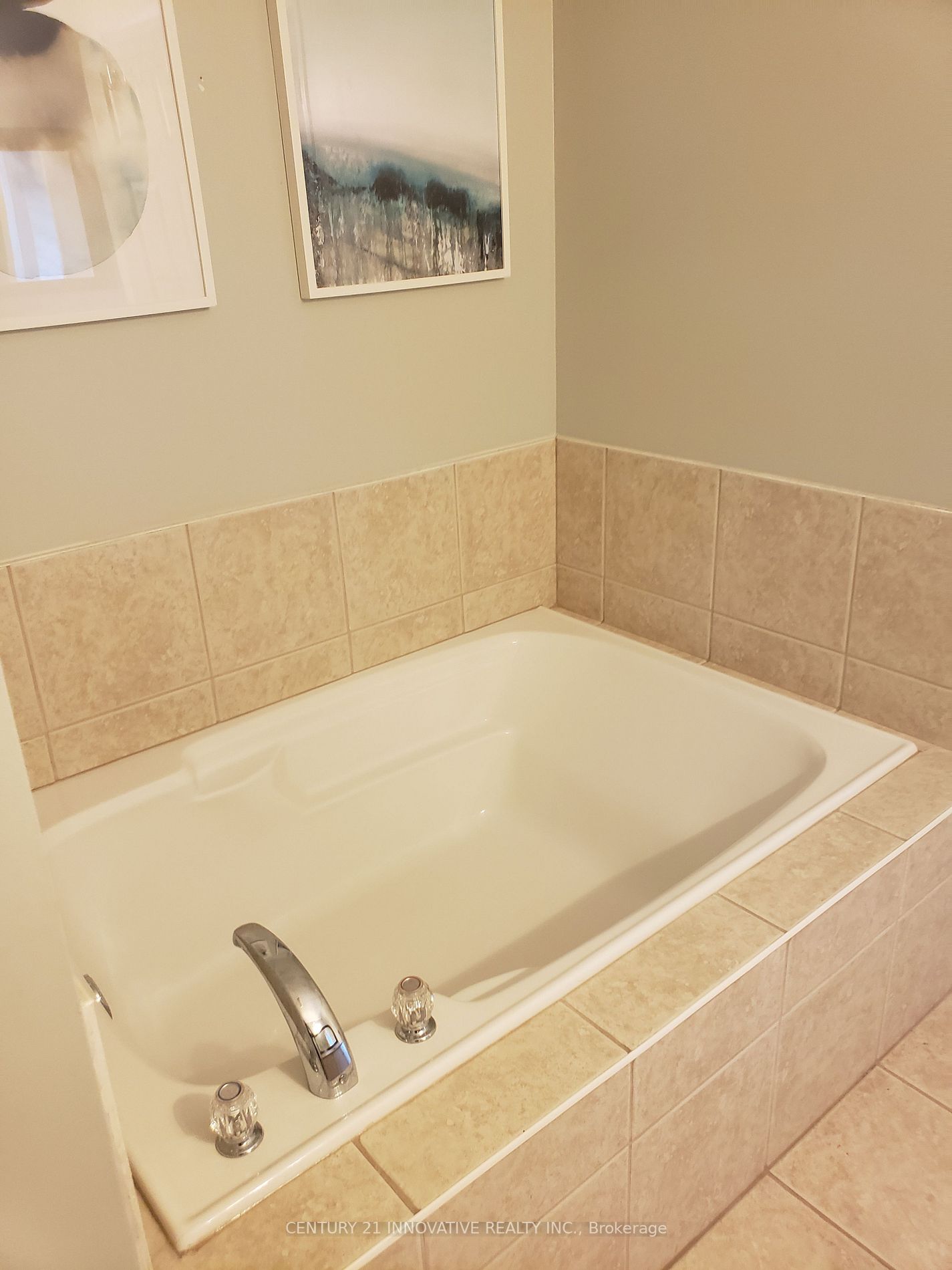 9 Moynahan Cres