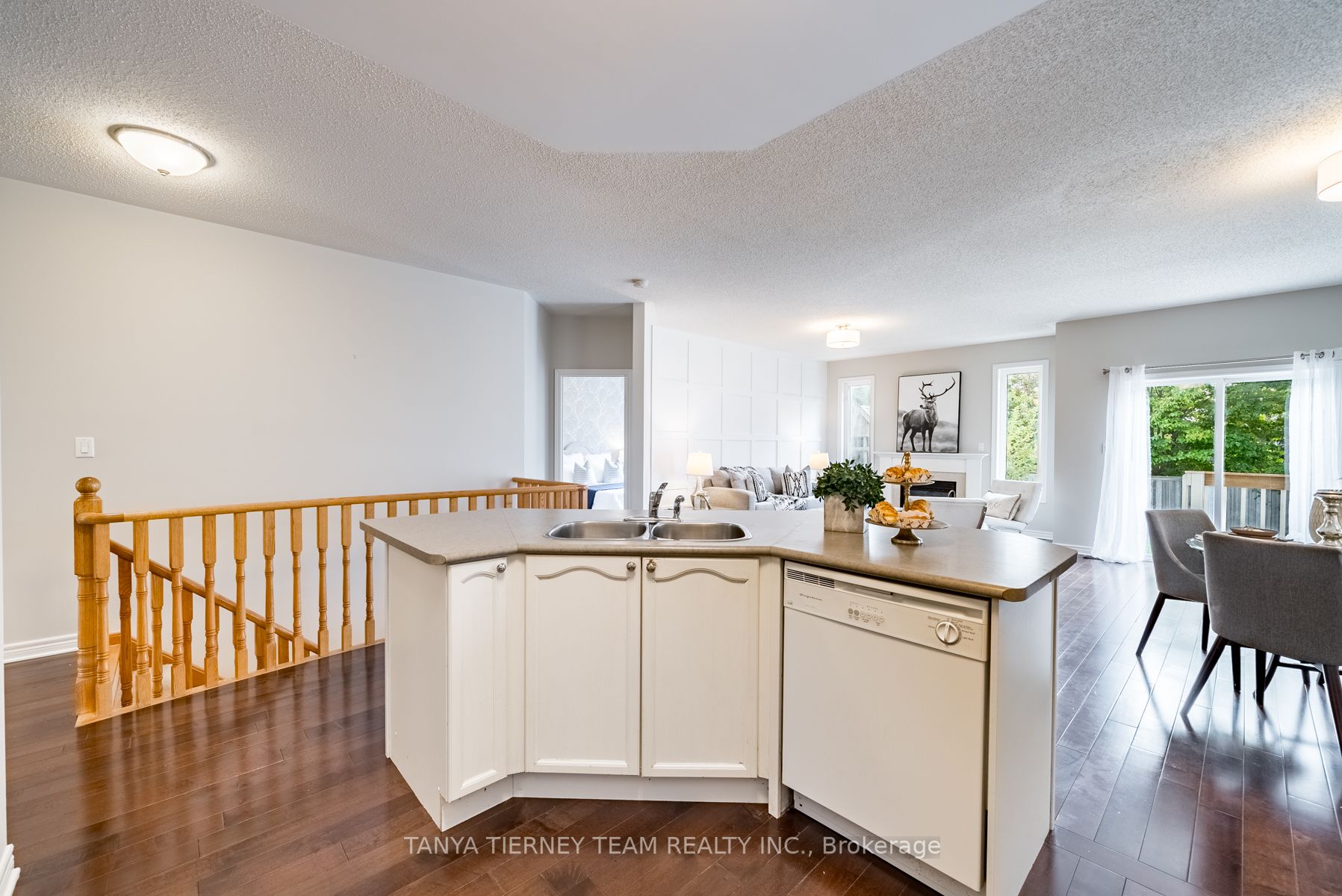 60 Darius Harns Dr