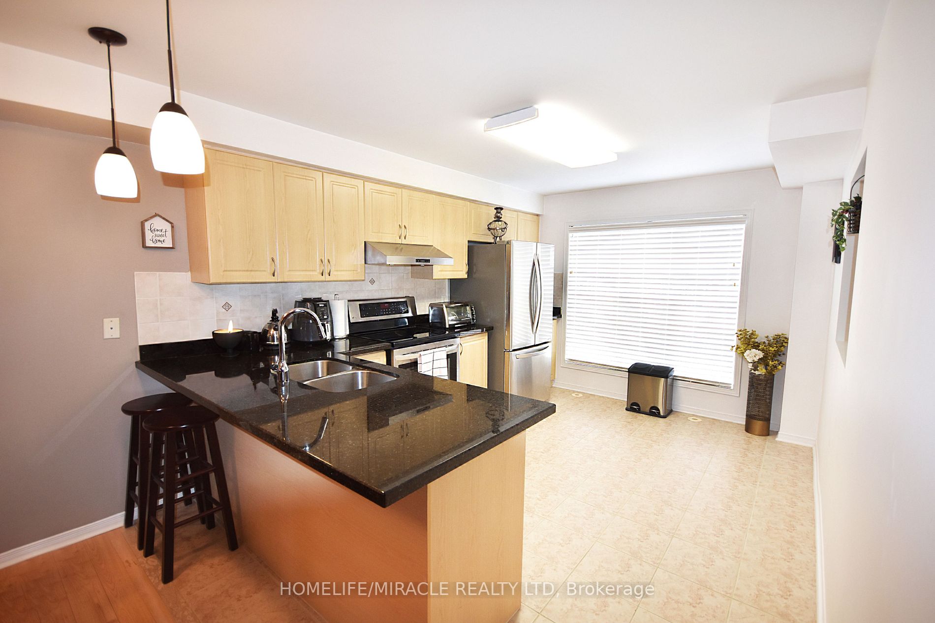 22 Exchequer Pl, #25
