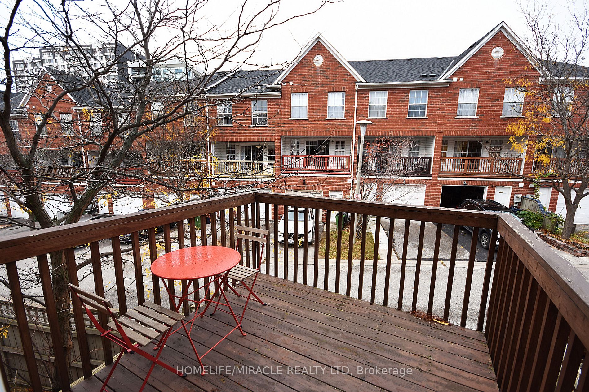 22 Exchequer Pl, #25