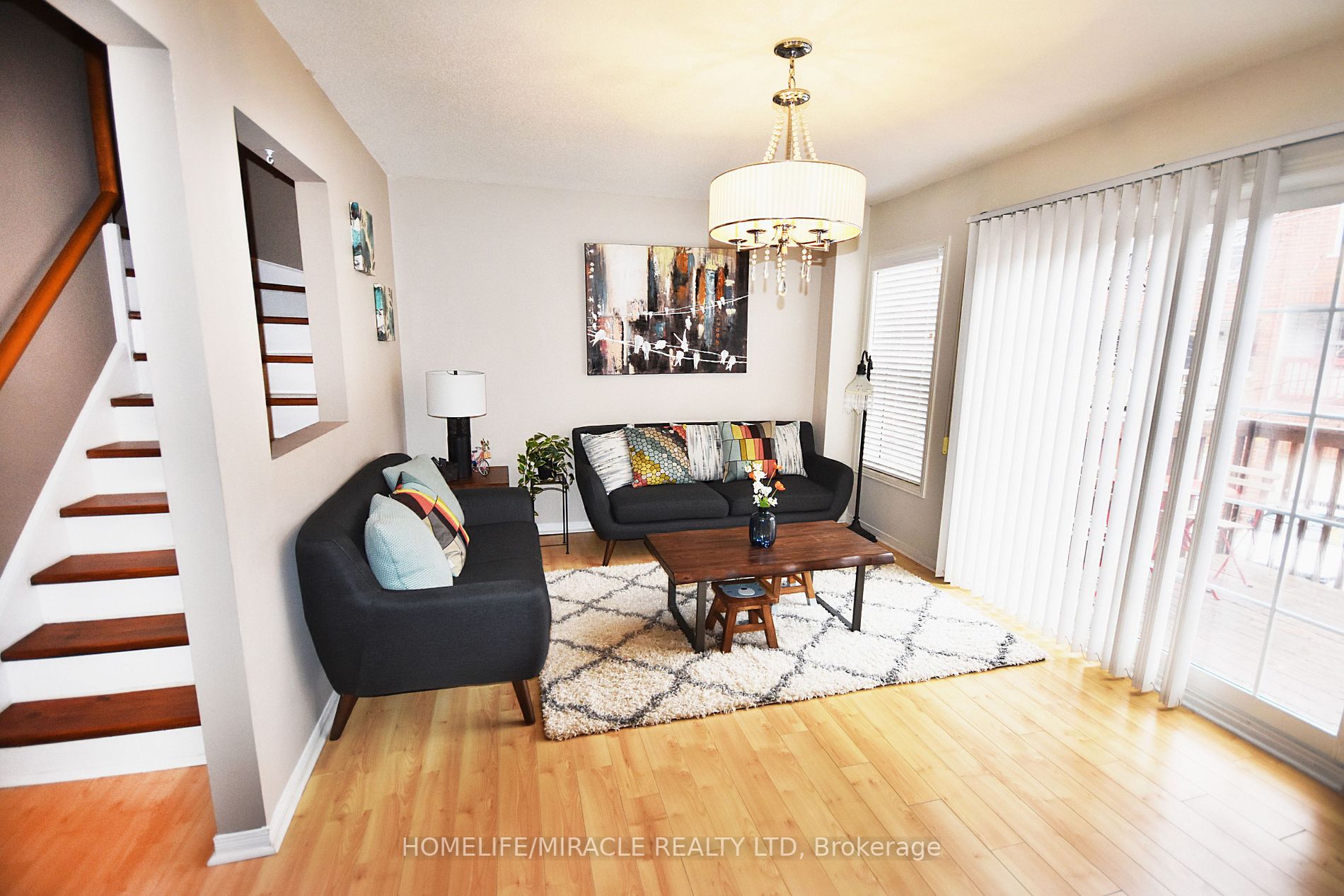 22 Exchequer Pl, #25