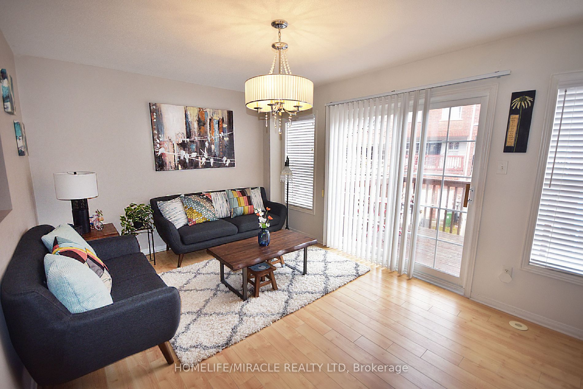 22 Exchequer Pl, #25