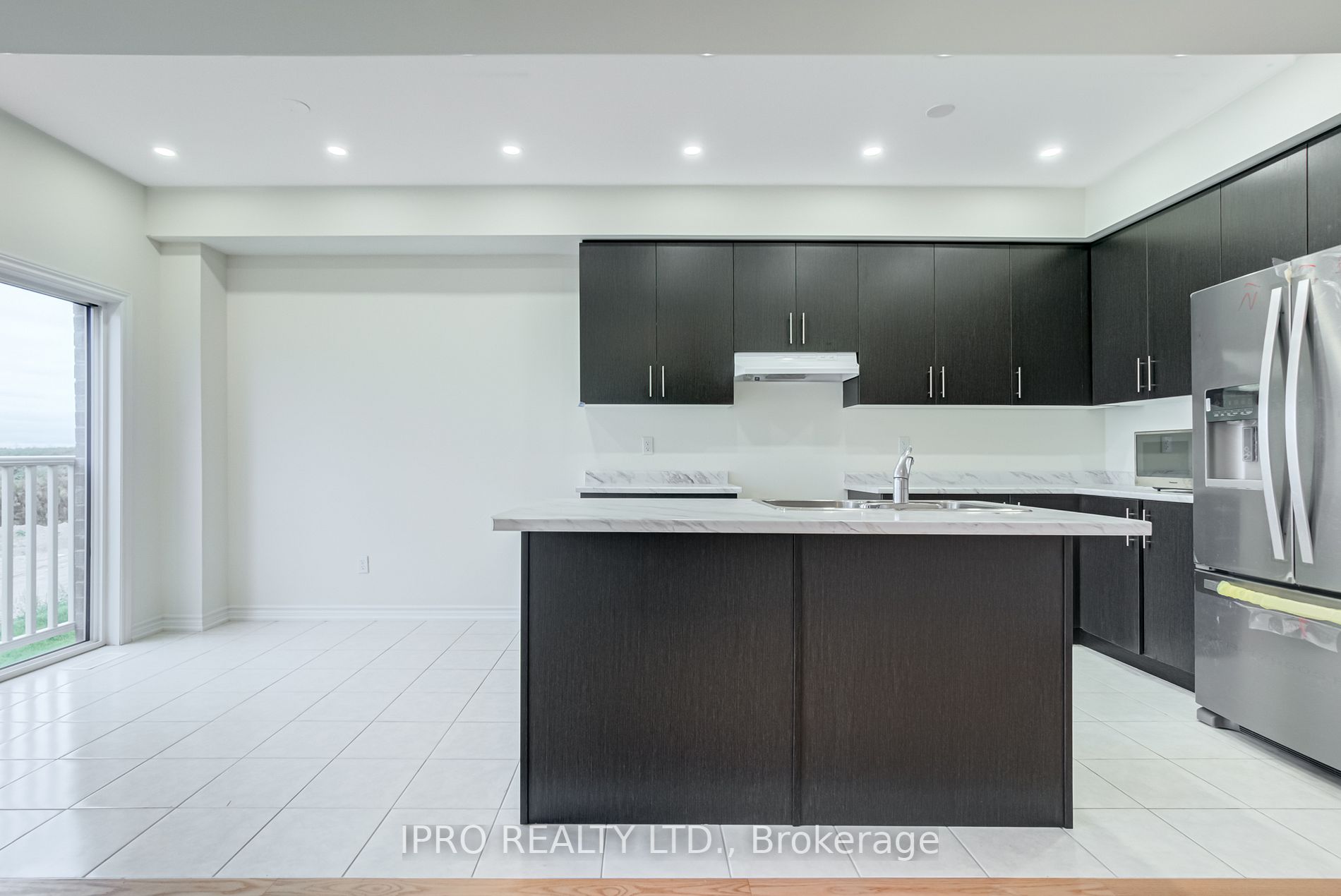 1113 Skyridge Blvd