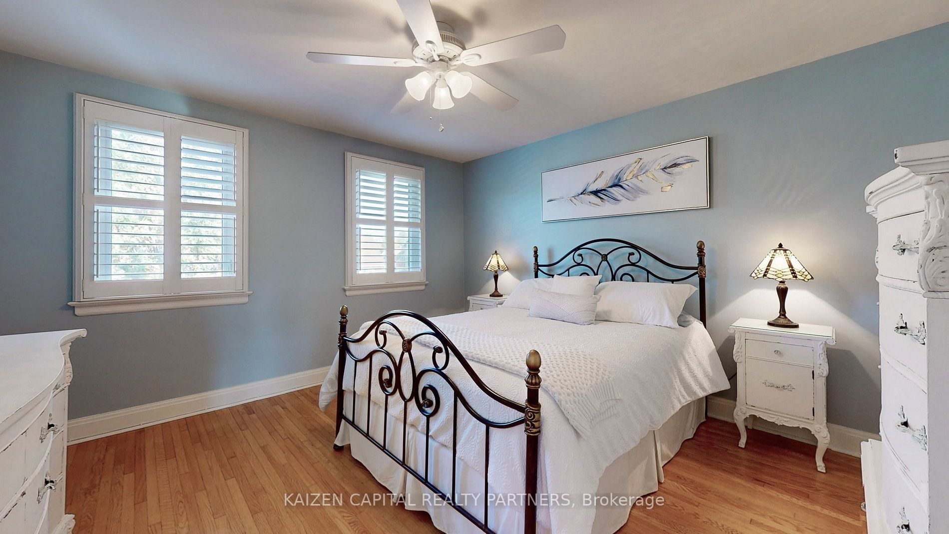 15 Stamford Sq N