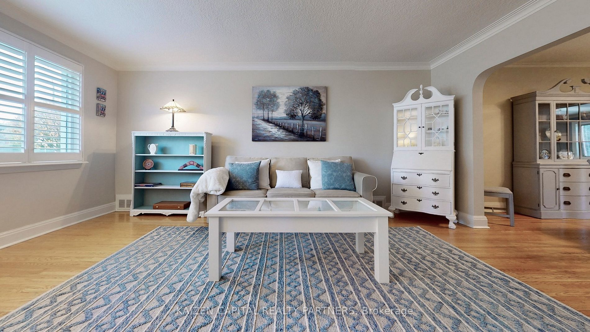 15 Stamford Sq N