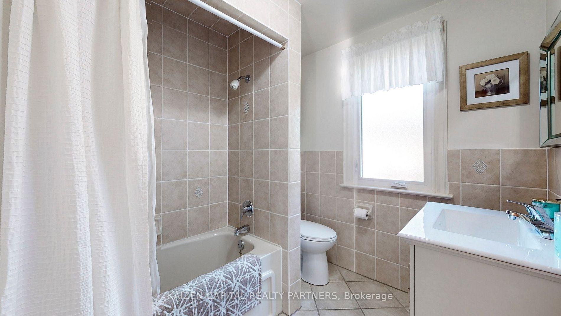 15 Stamford Sq N