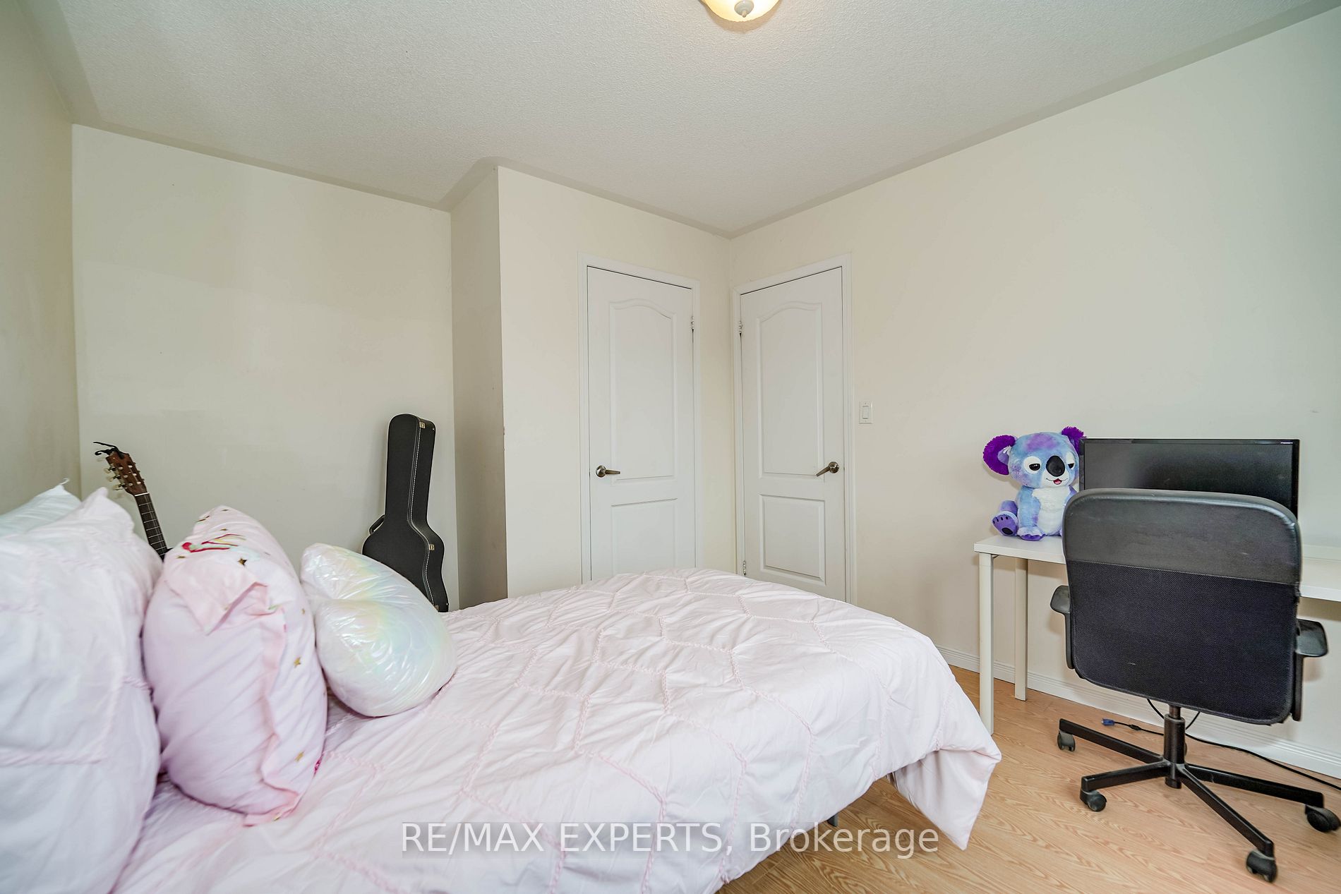 10 Watersplace Ave
