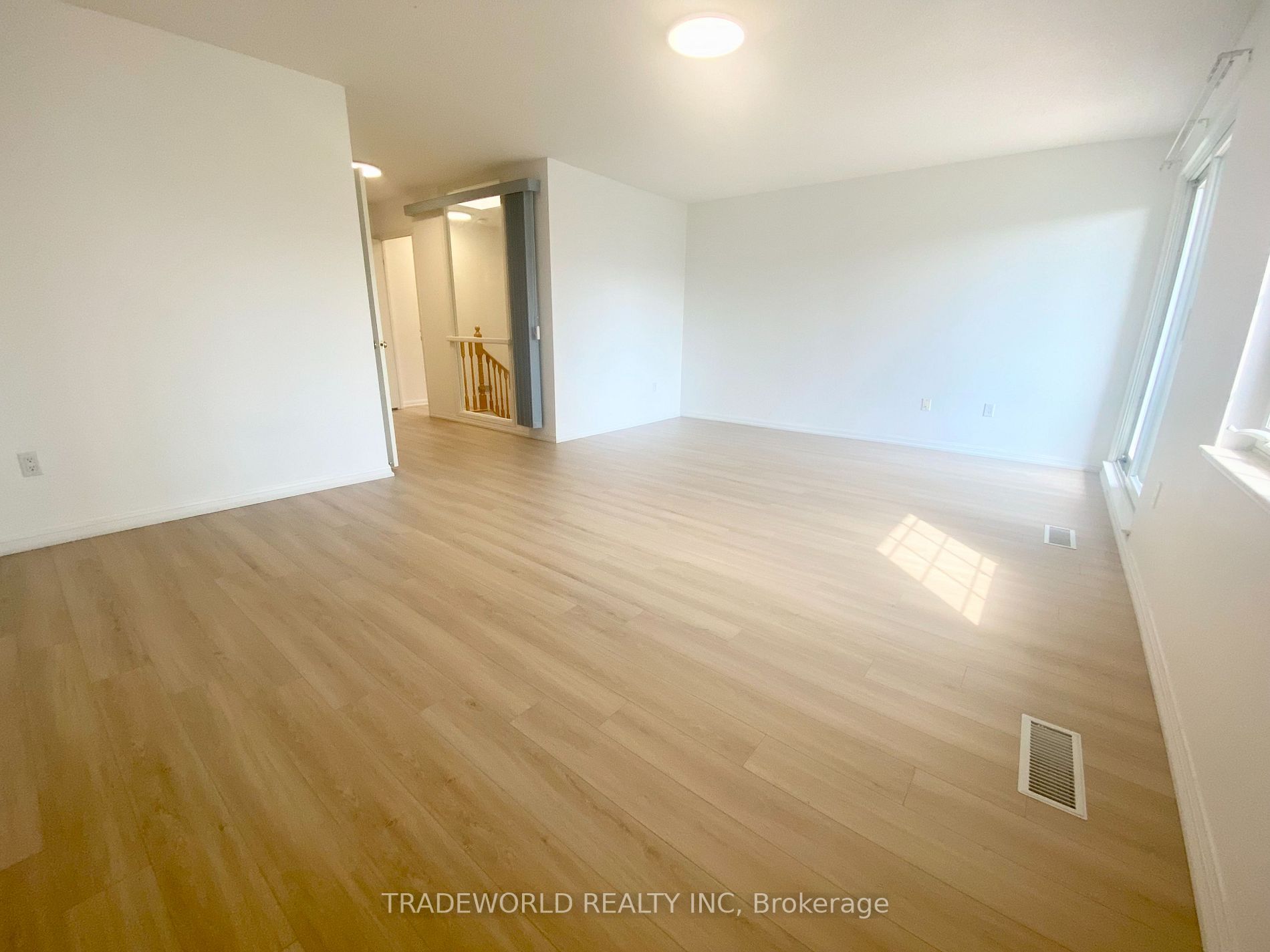 188 Bonis Ave, #Th210