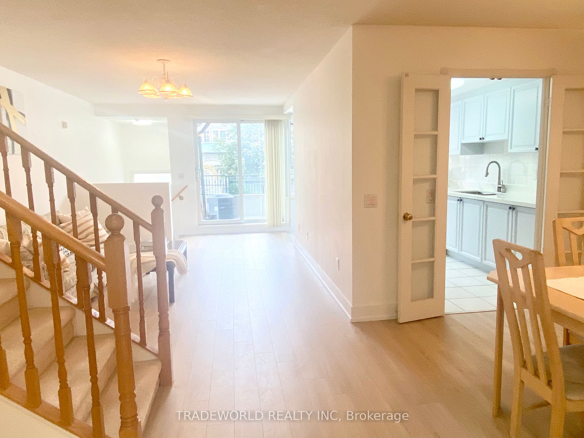 188 Bonis Ave, #Th210