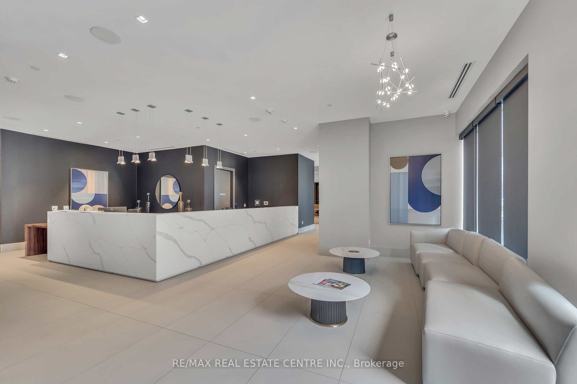 2550 Simcoe Street N, #1917