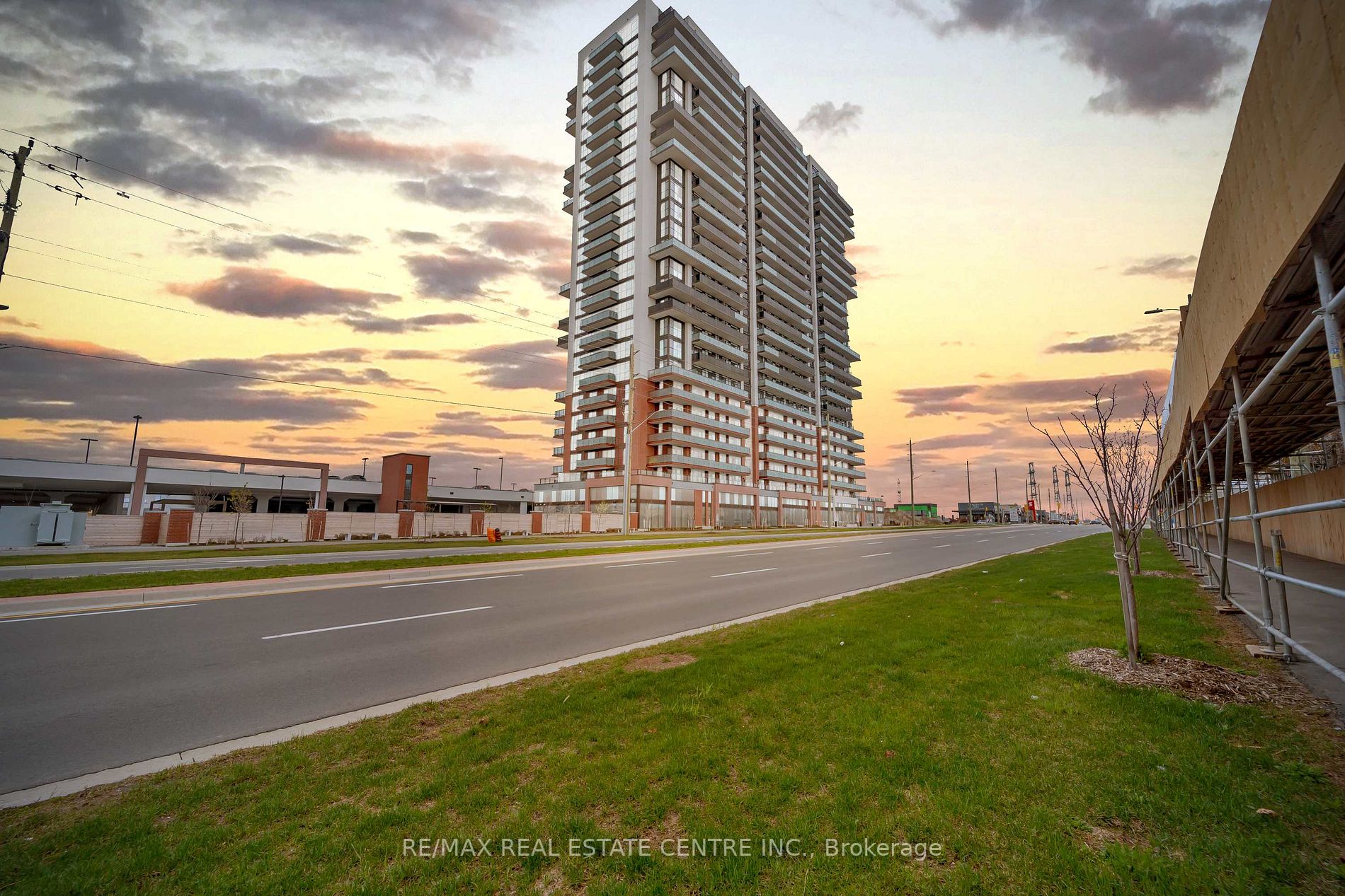 2550 Simcoe Street N, #1917