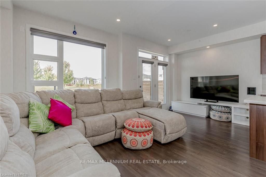 88 Donald Fleming Way