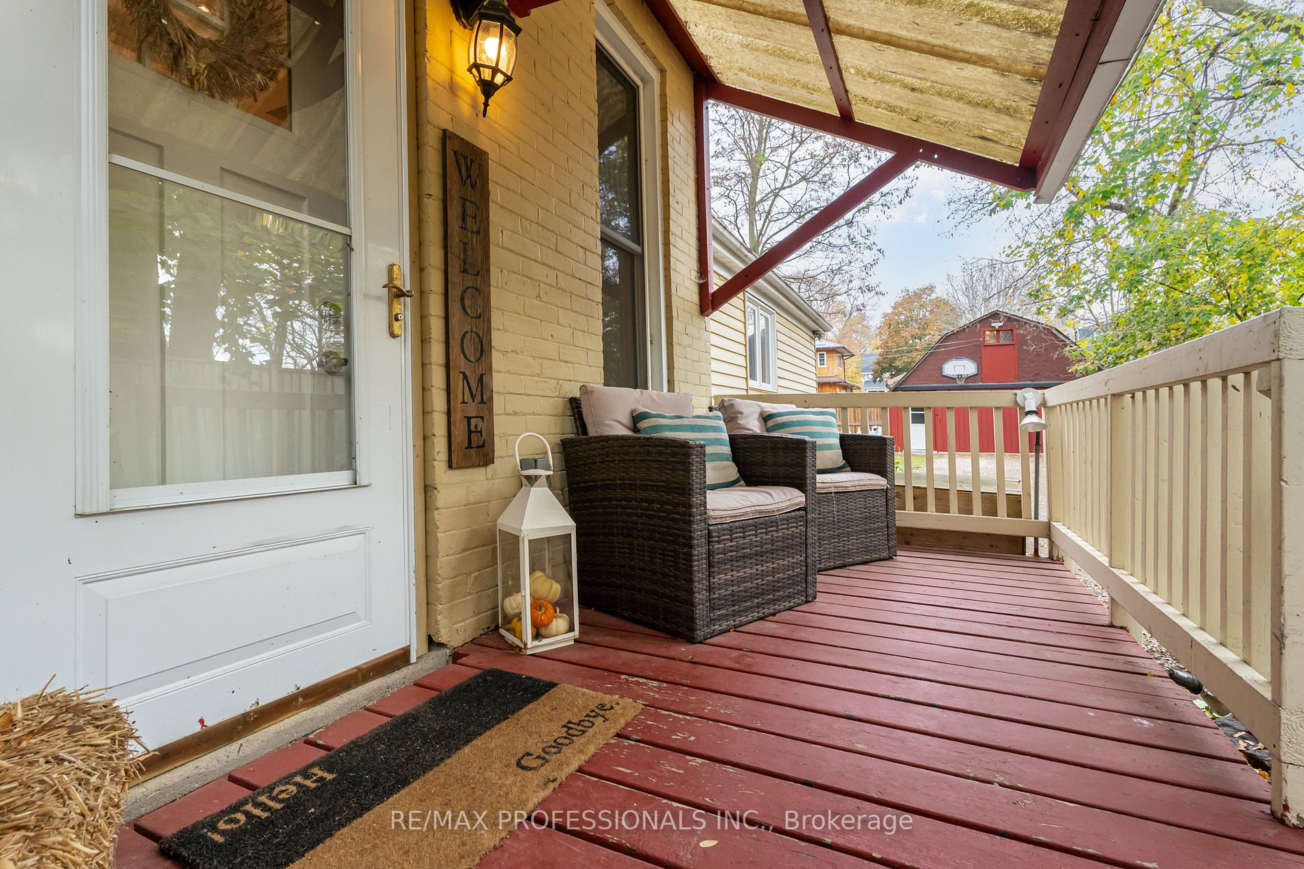 5027 Old Brock Road