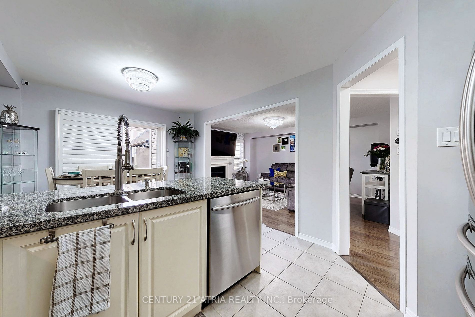 1165 Edward Bolton Cres