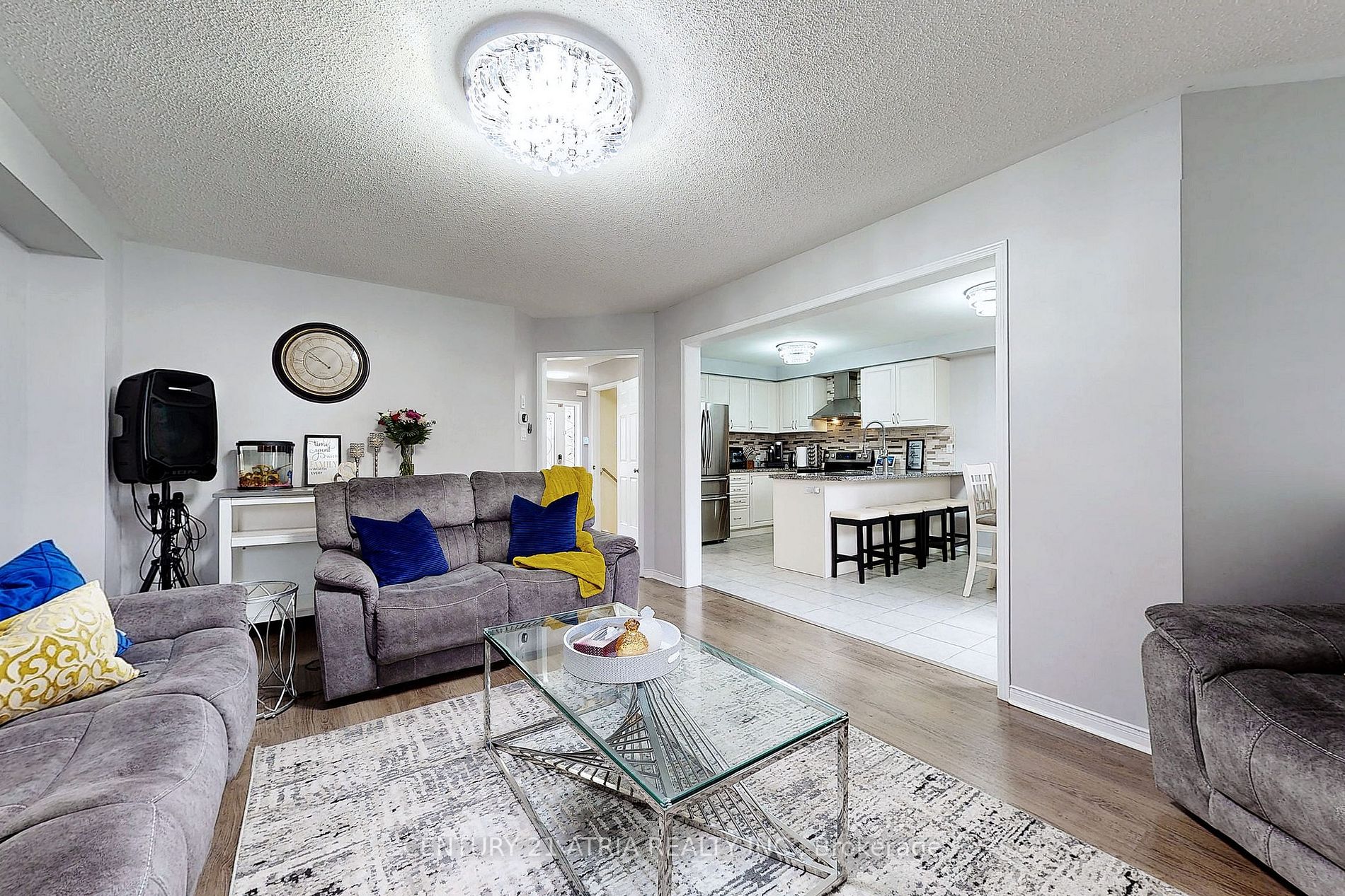 1165 Edward Bolton Cres