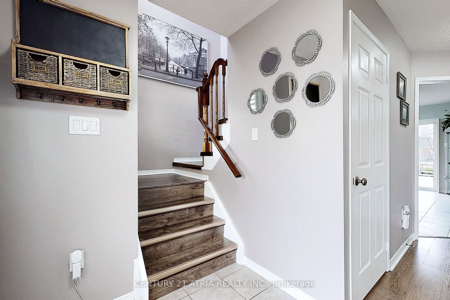 1165 Edward Bolton Cres