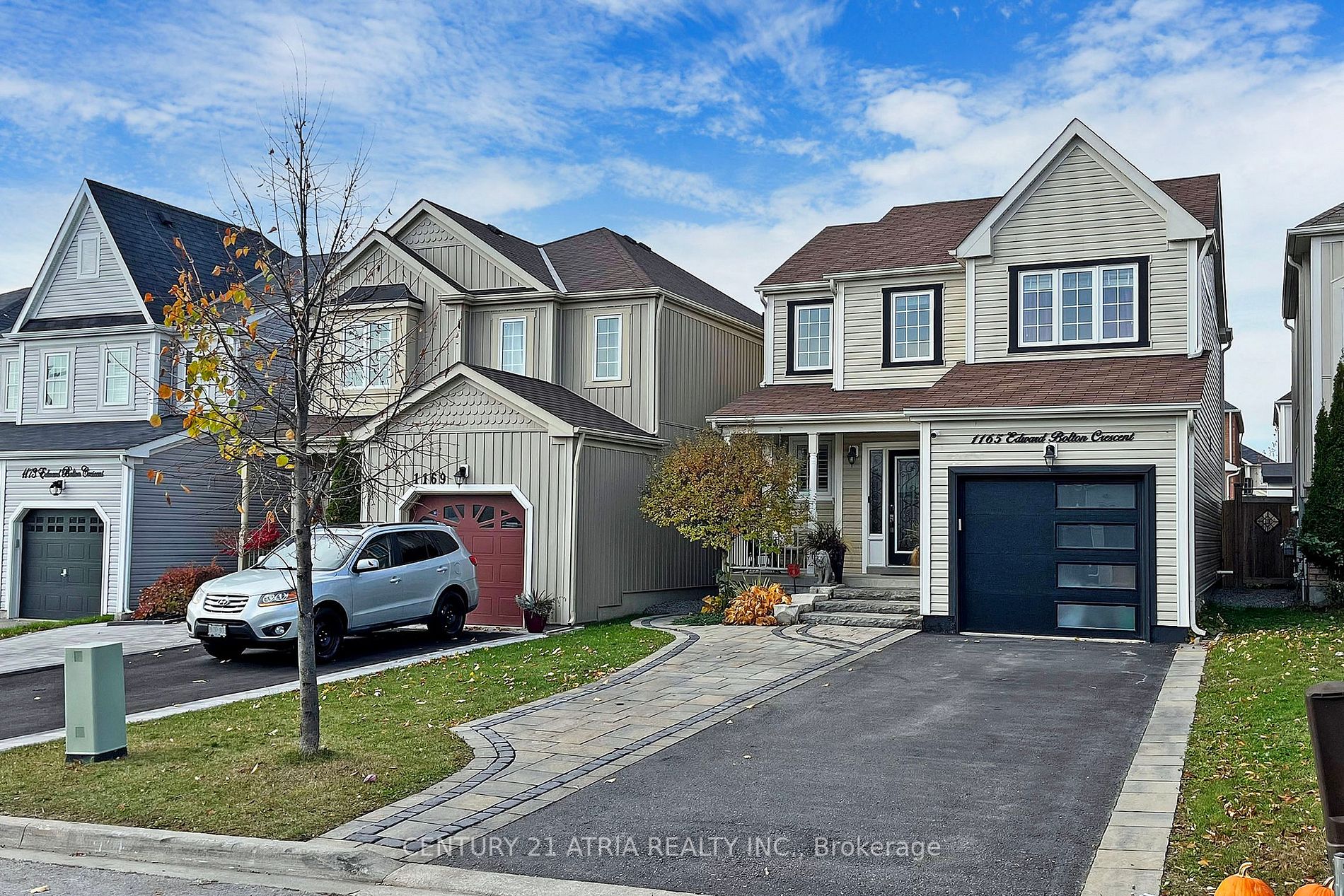 1165 Edward Bolton Cres