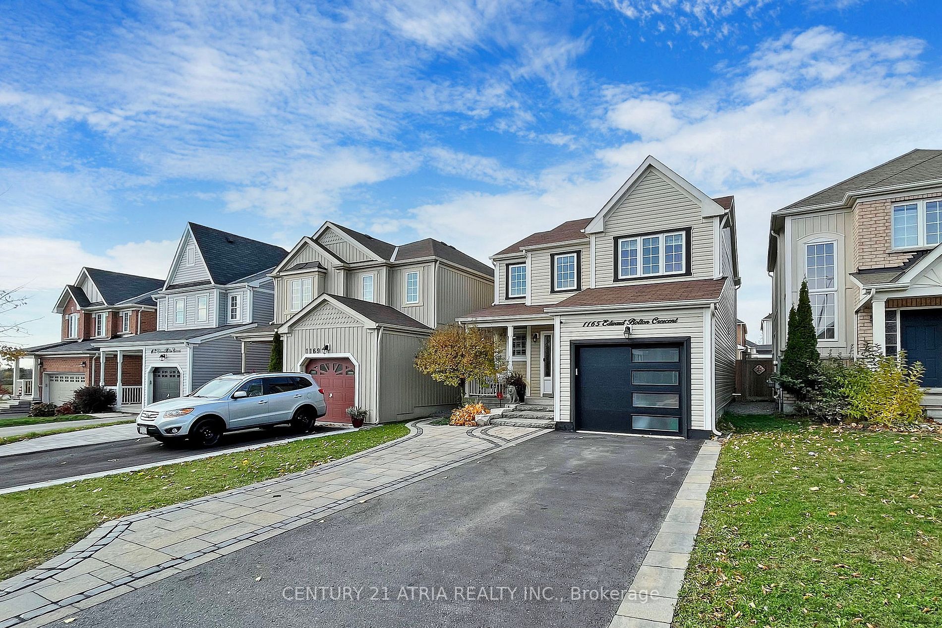 1165 Edward Bolton Cres