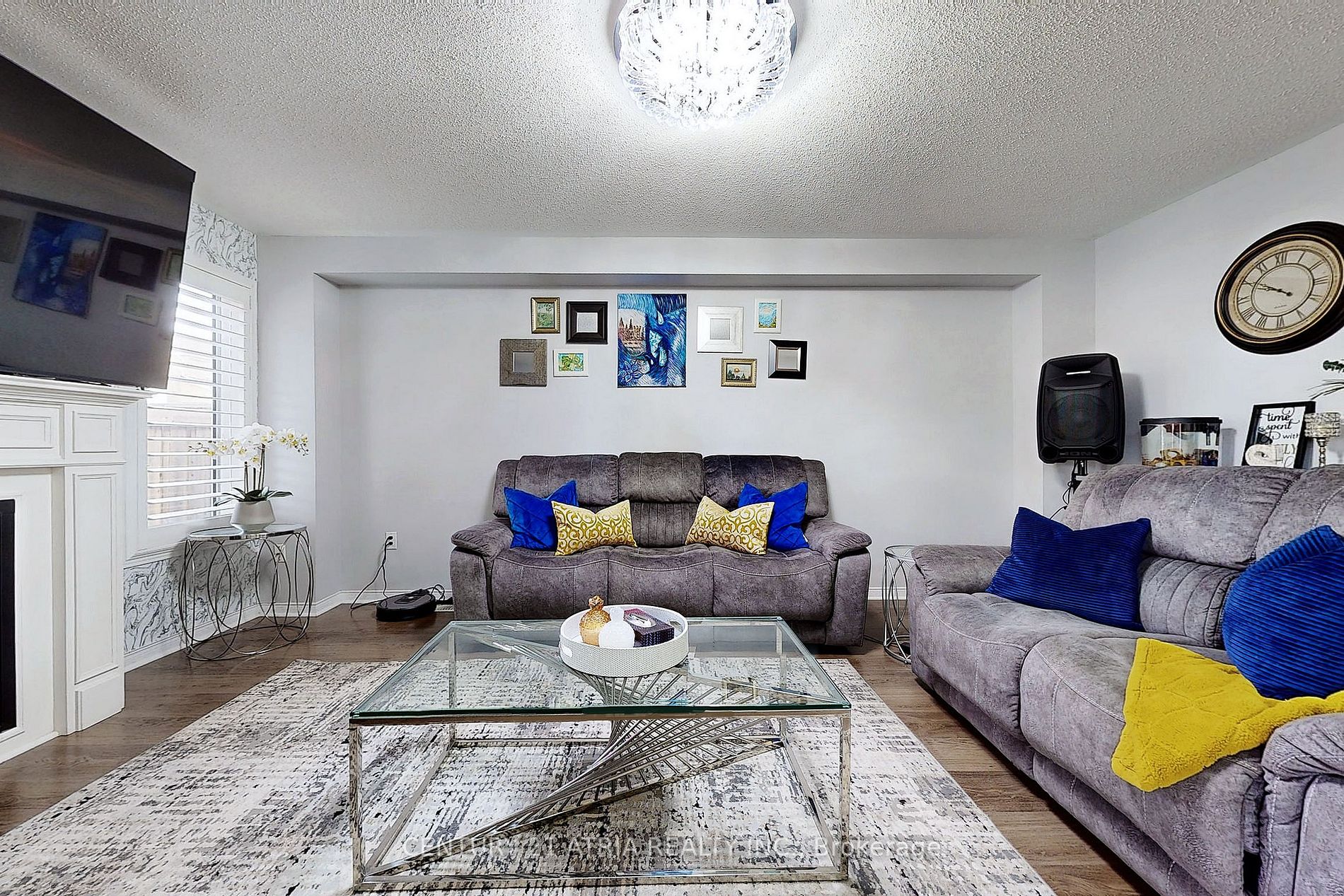 1165 Edward Bolton Cres