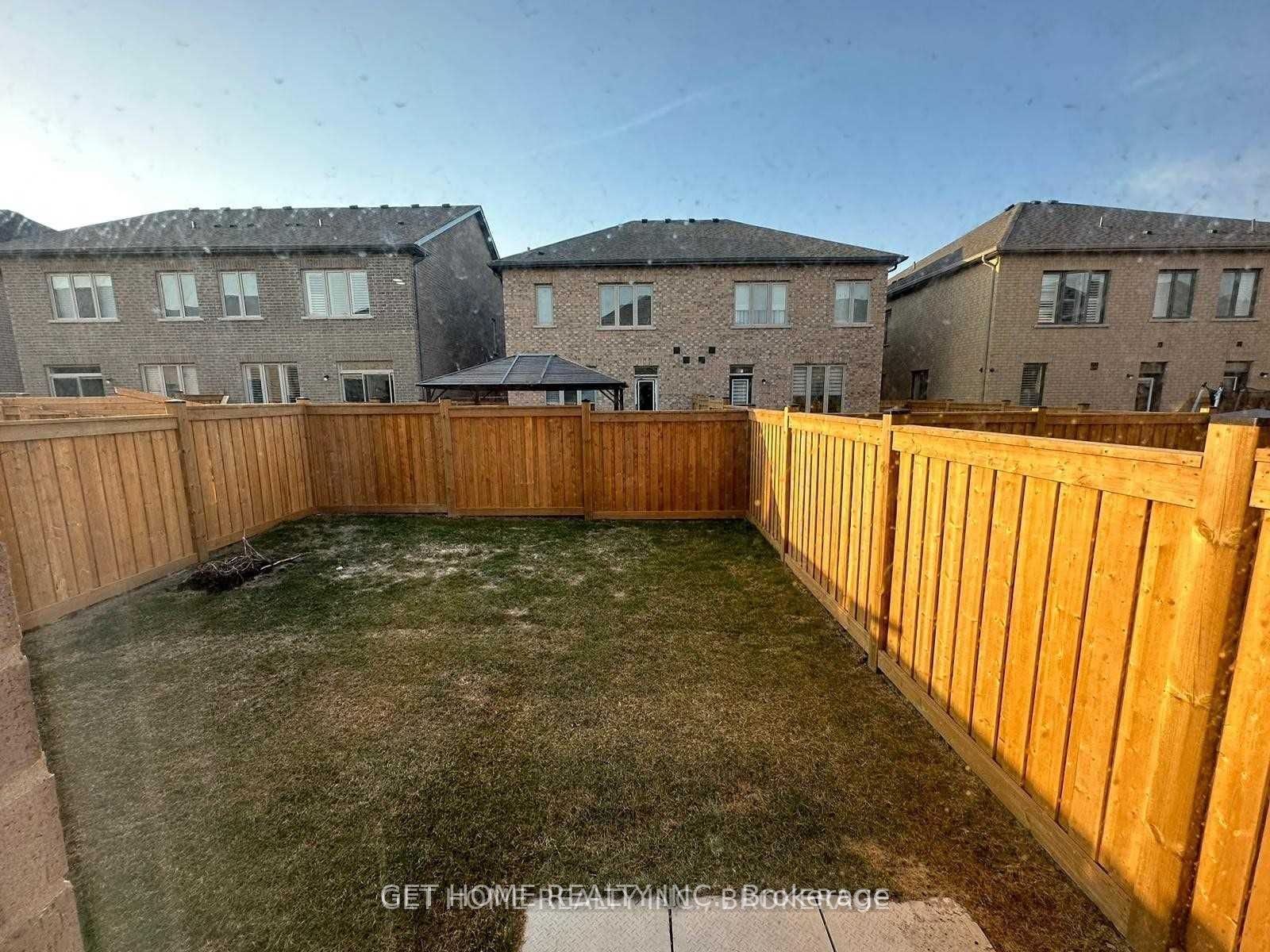 14 Conarty Crescent