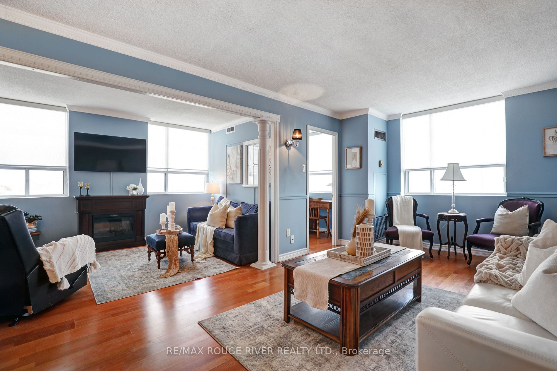 1665 Pickering Pkwy, #408