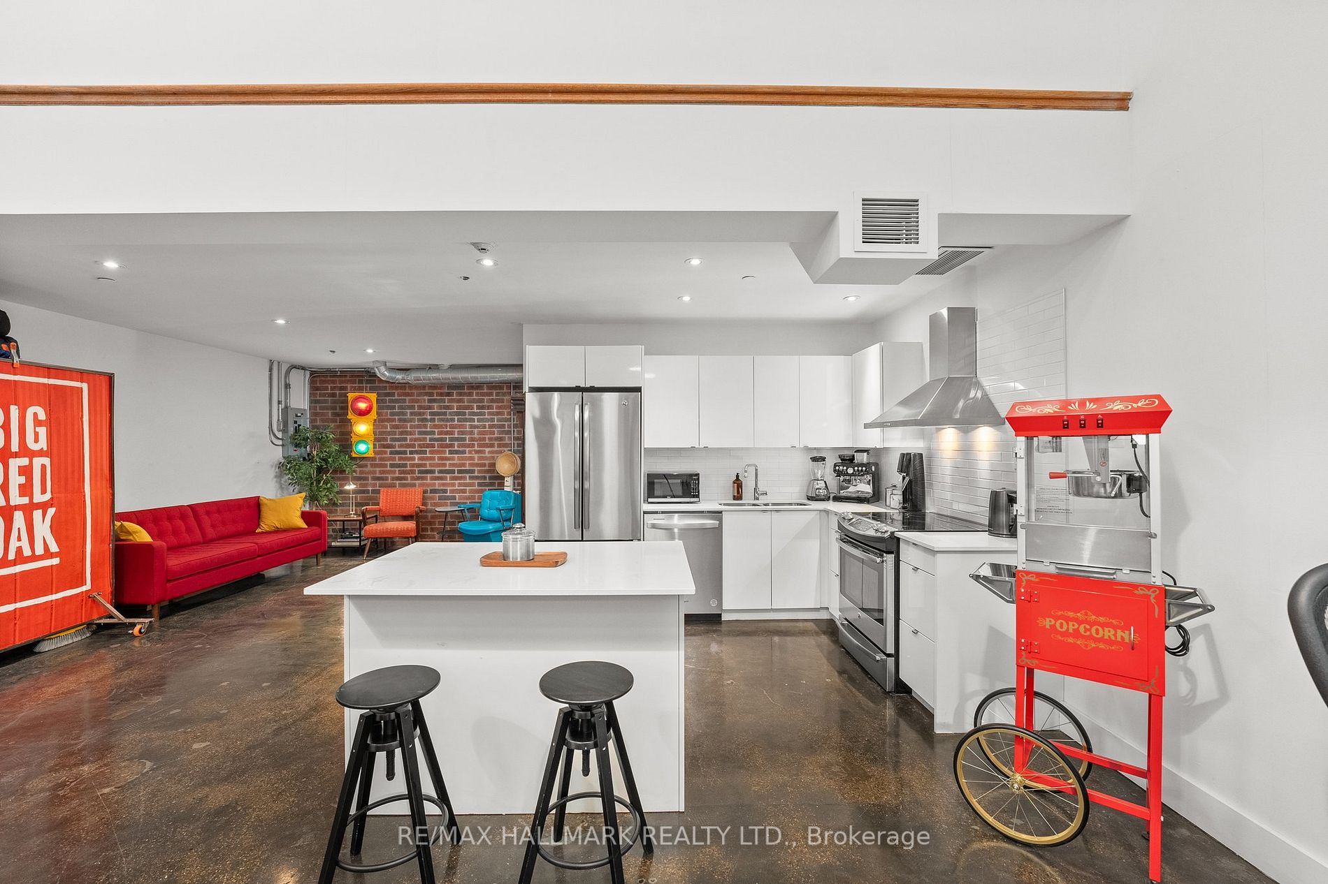 1159 Dundas St E, #156