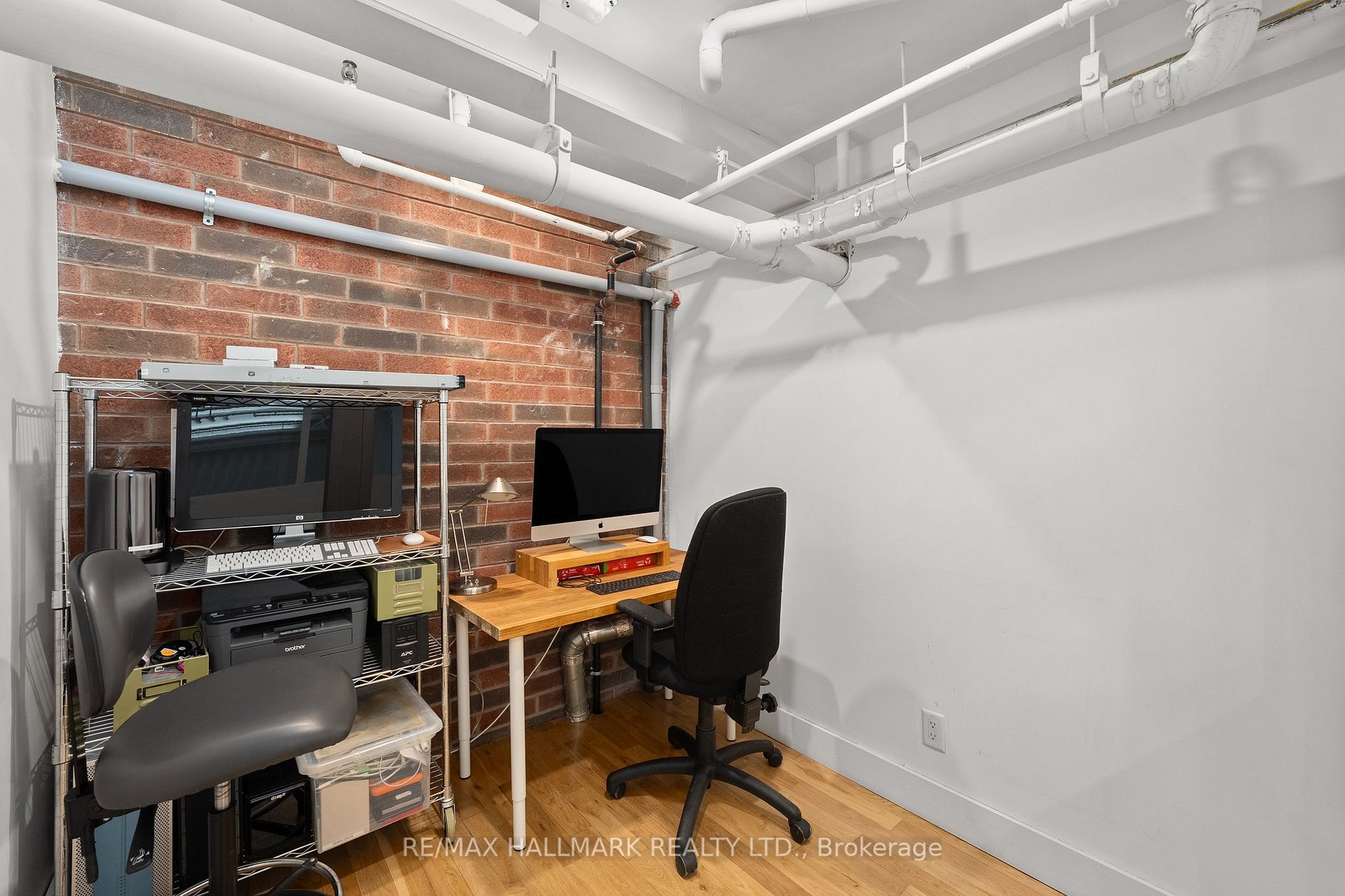 1159 Dundas St E, #156