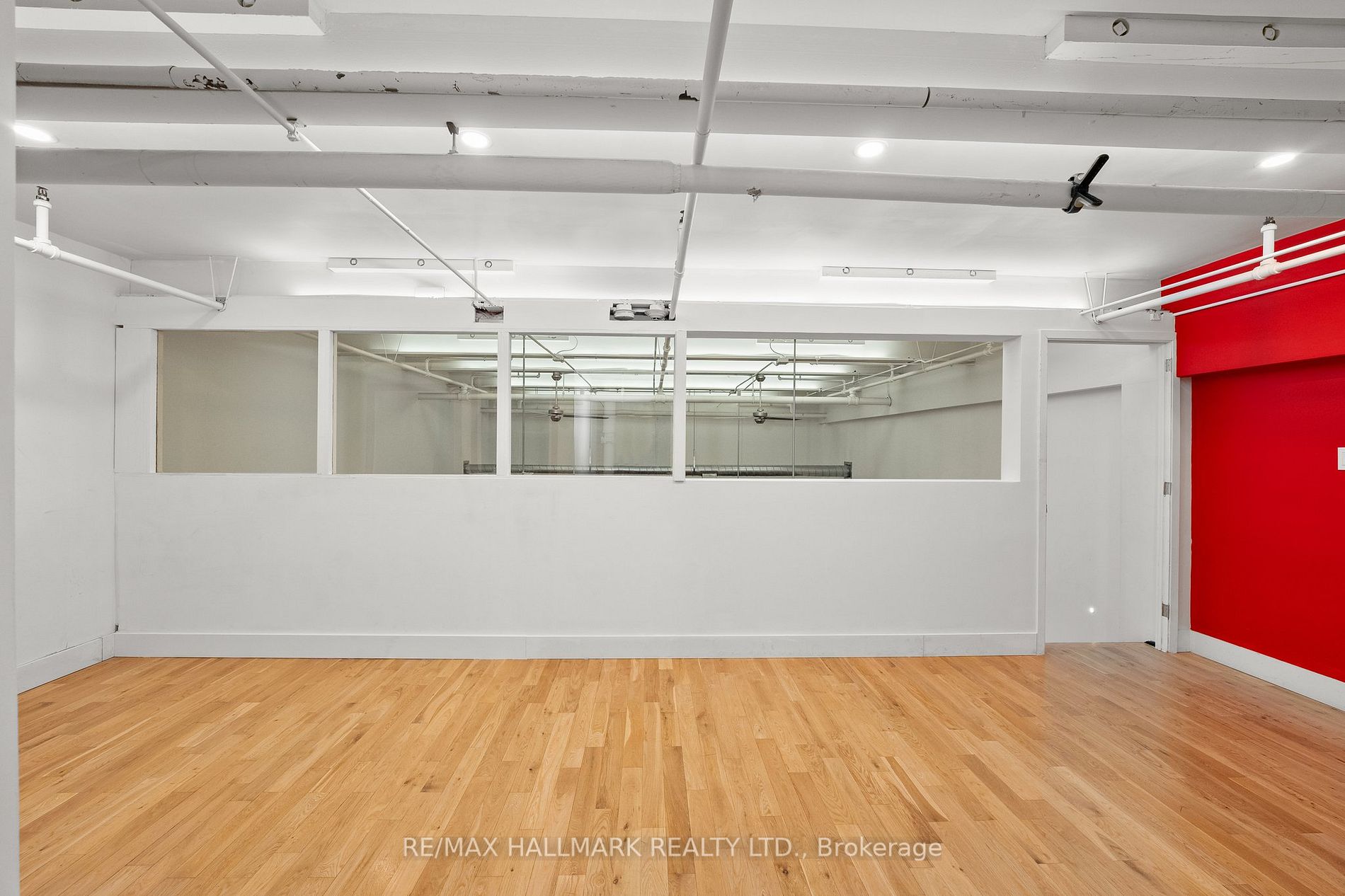 1159 Dundas St E, #156