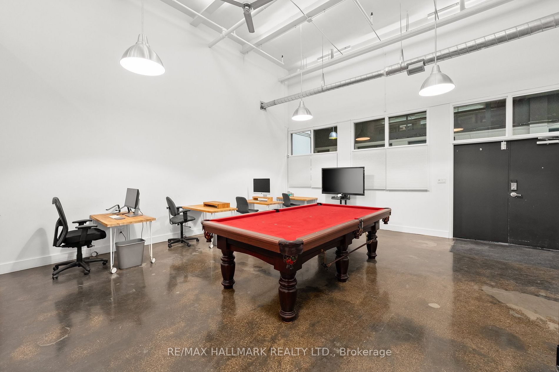 1159 Dundas St E, #156
