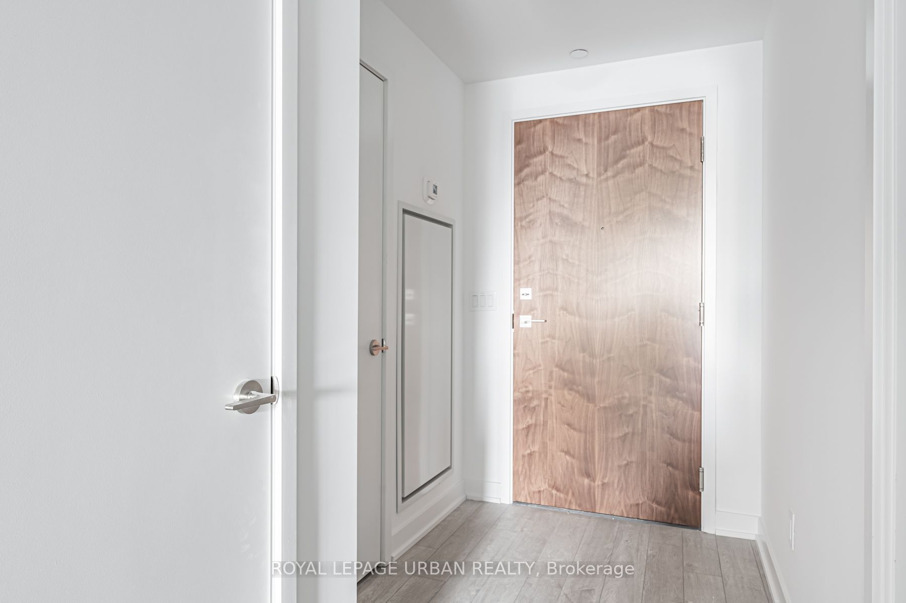 665 Queen St E, #311