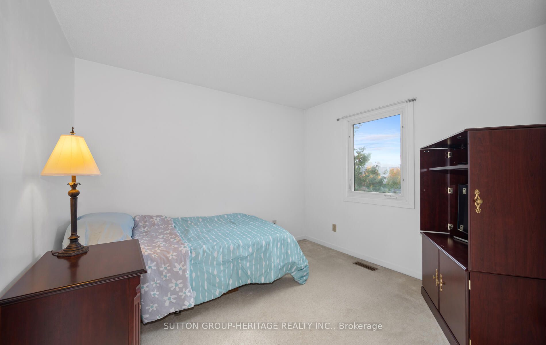 102 Ducatel Cres