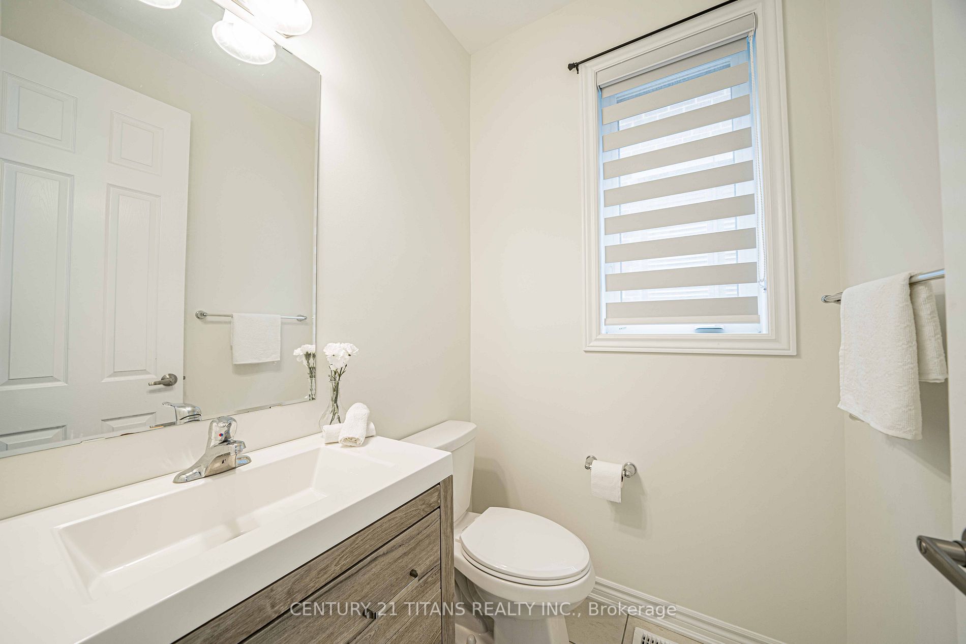 20 Lockyer Dr