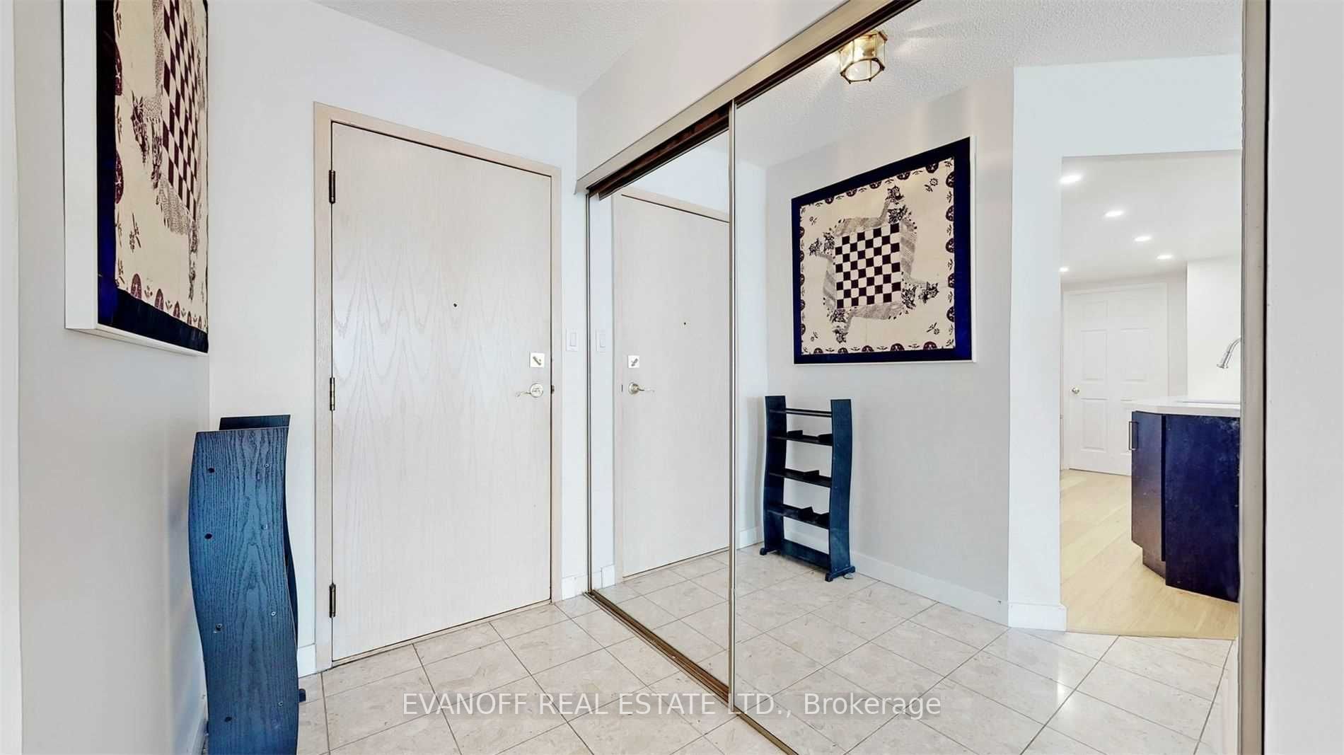 20 Guildwood Pkwy, #810