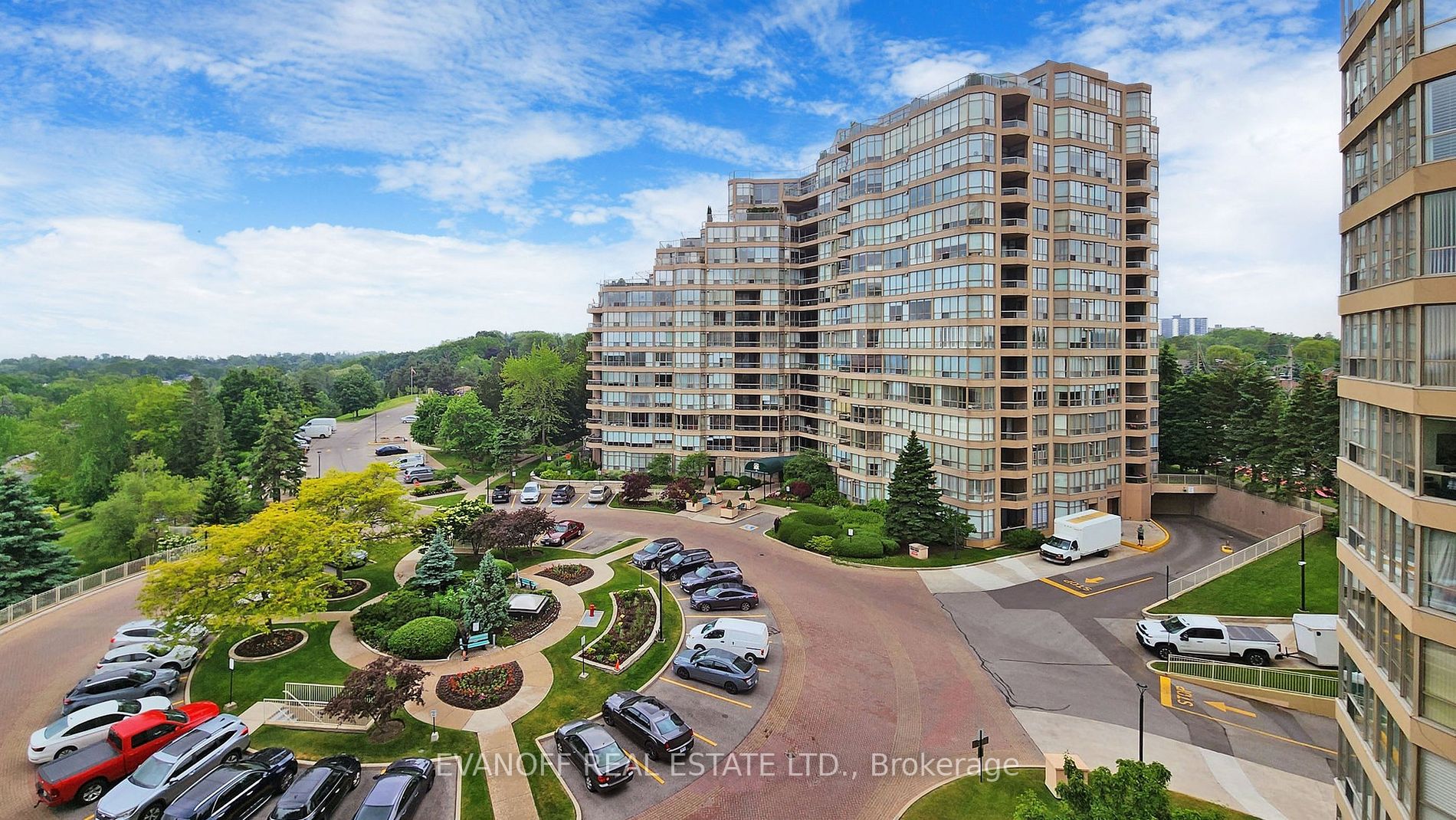 20 Guildwood Pkwy, #810