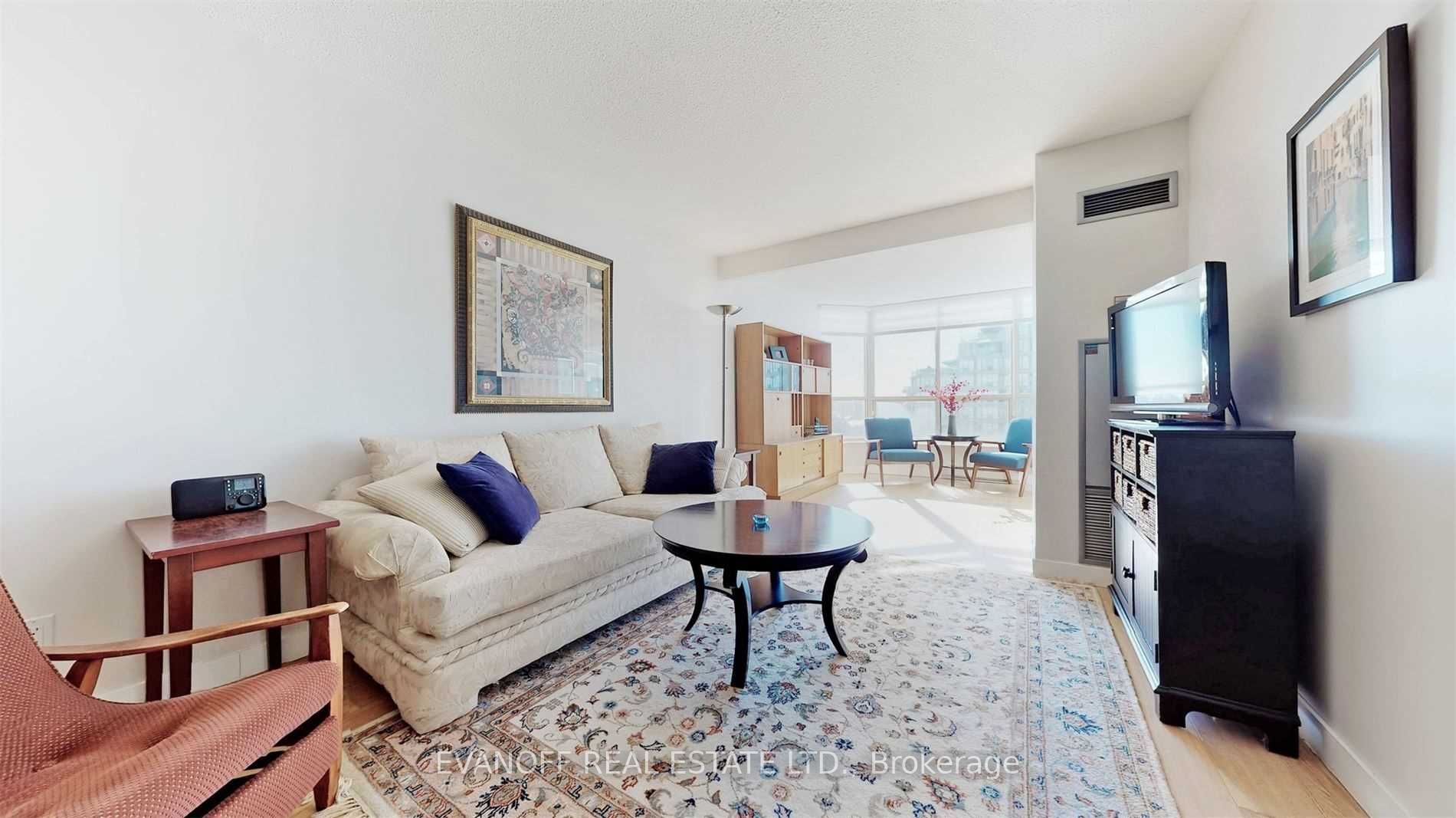 20 Guildwood Pkwy, #810