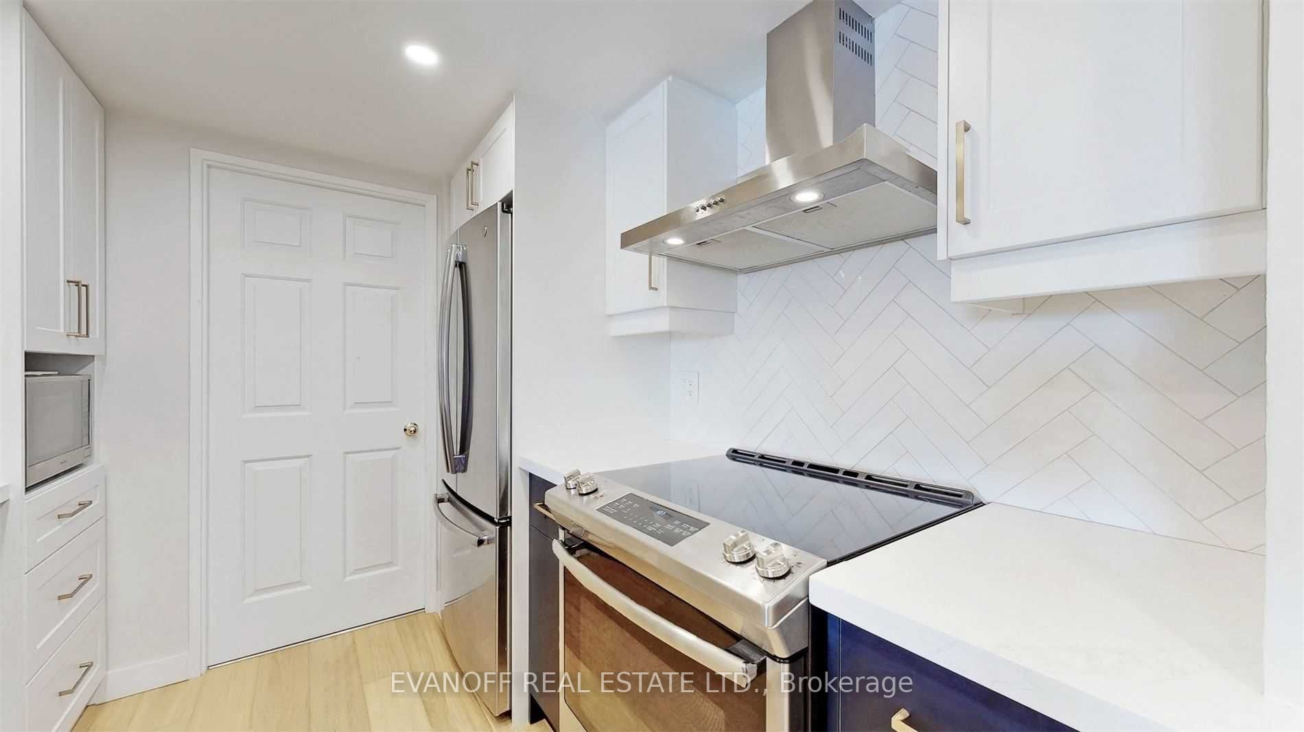 20 Guildwood Pkwy, #810