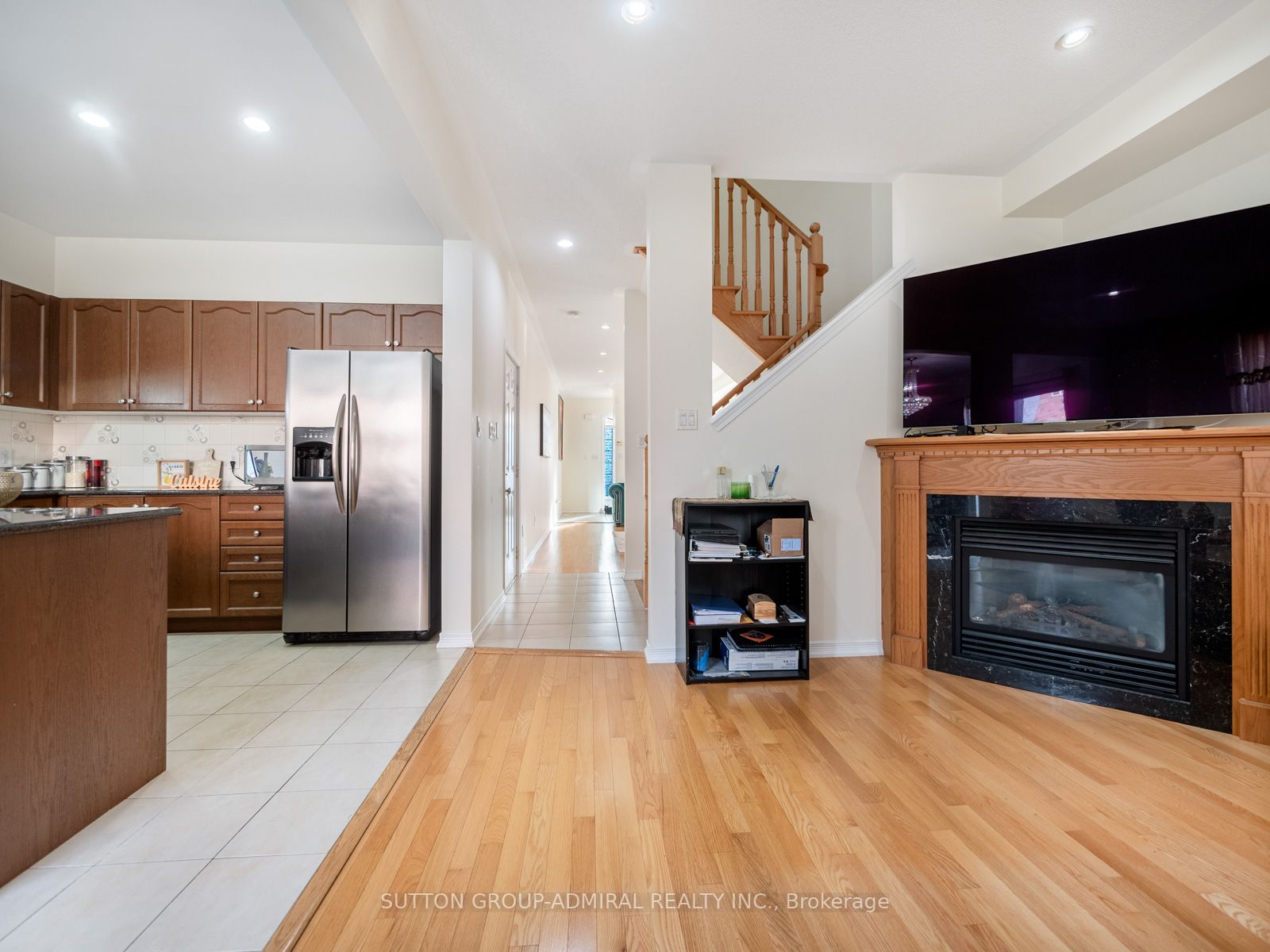 82 Vivian Rd